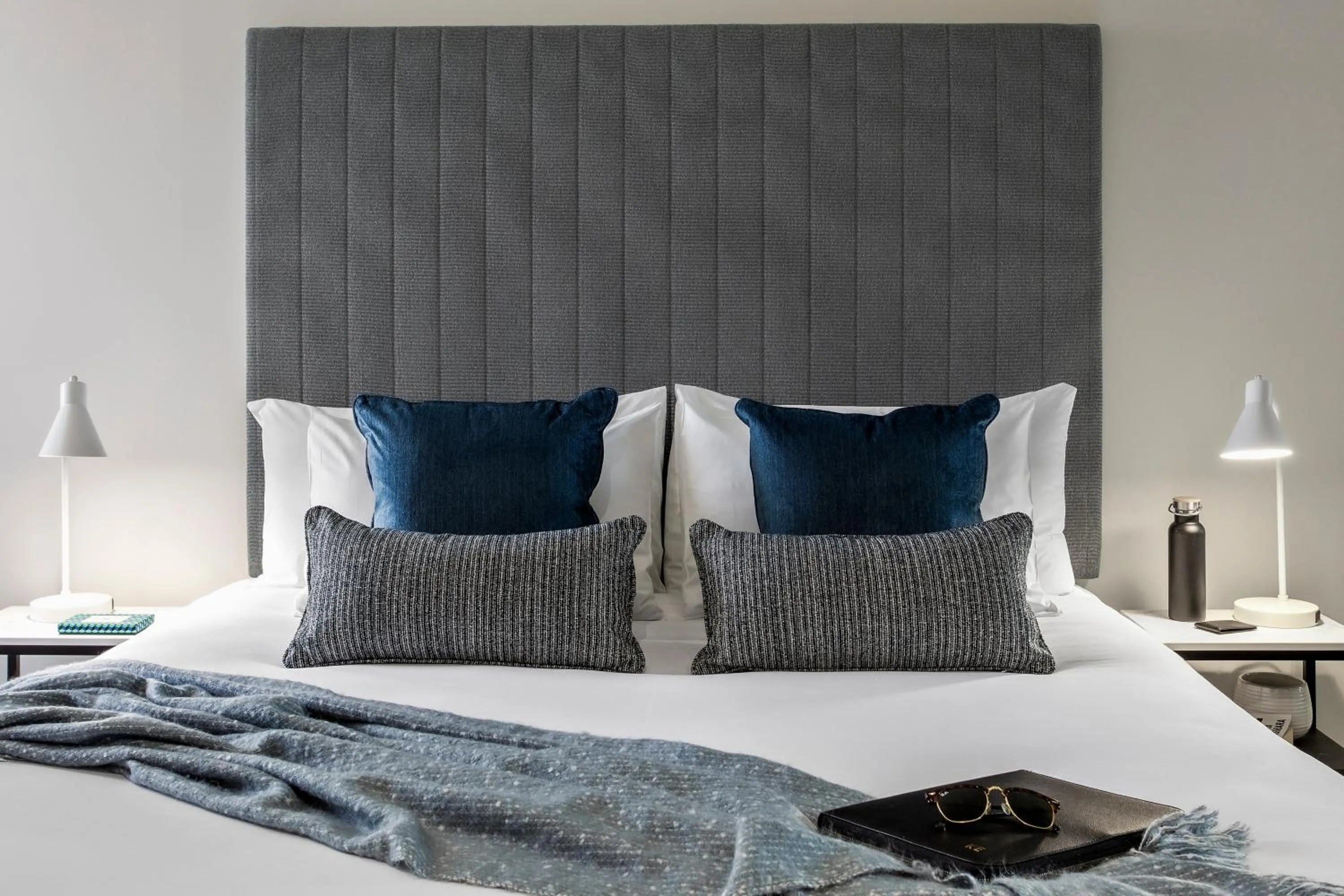 Bed in Punthill South Yarra Grand