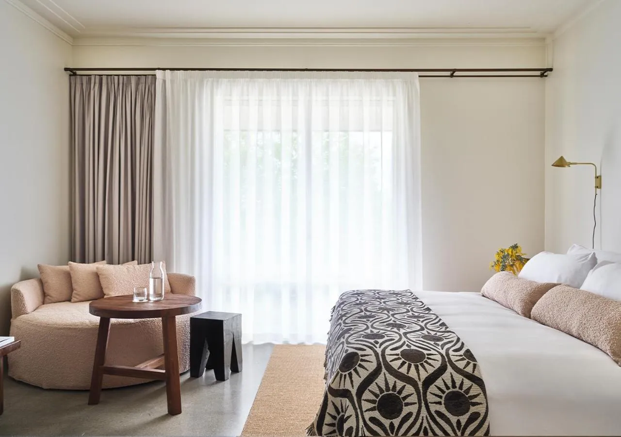 Photo of the whole room, Bed in Lancemore Milawa