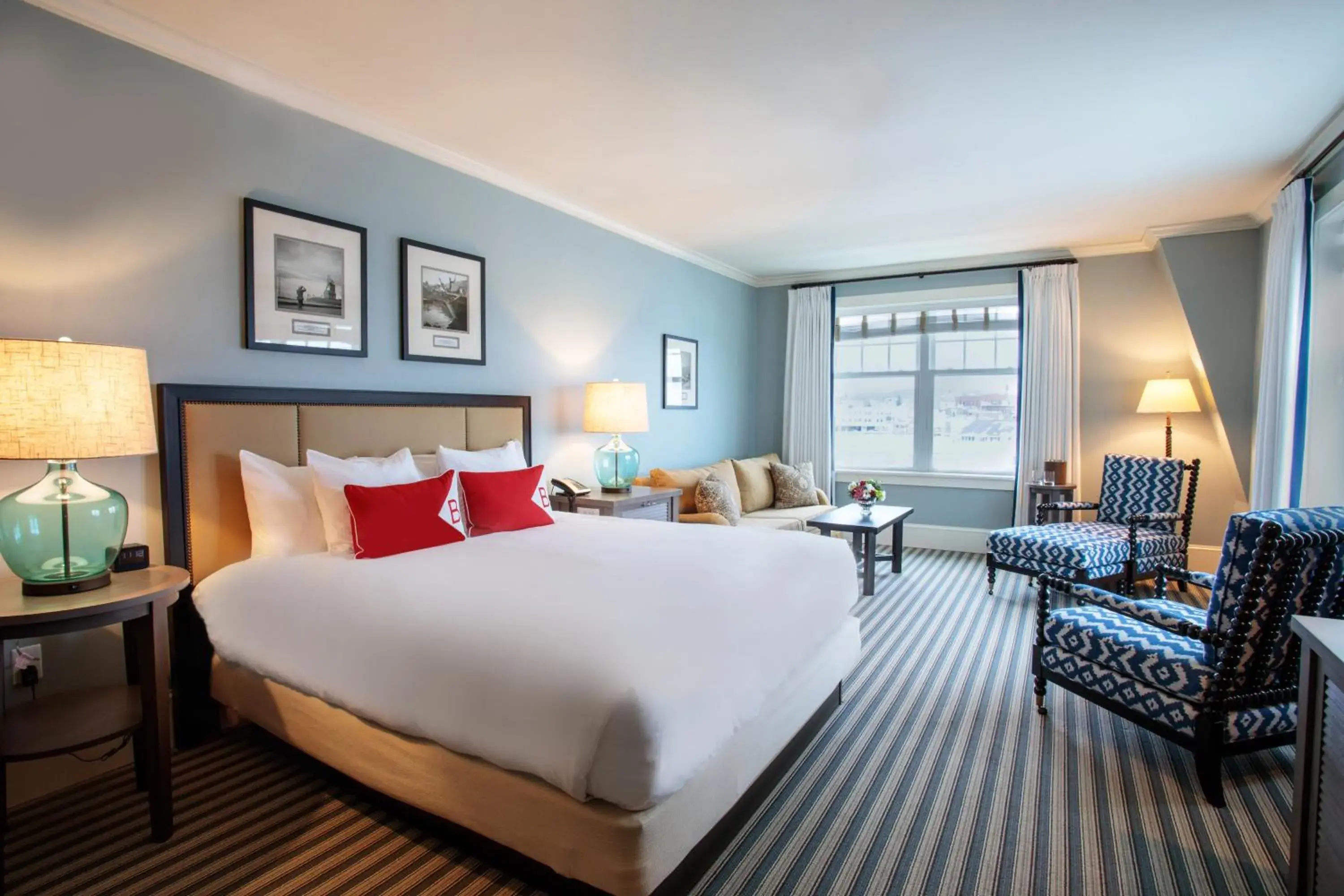 Classic City View King with Queen Sleeper in Beauport Hotel Gloucester Classic City View King with Queen Sleeper in Beauport Hotel Gloucester