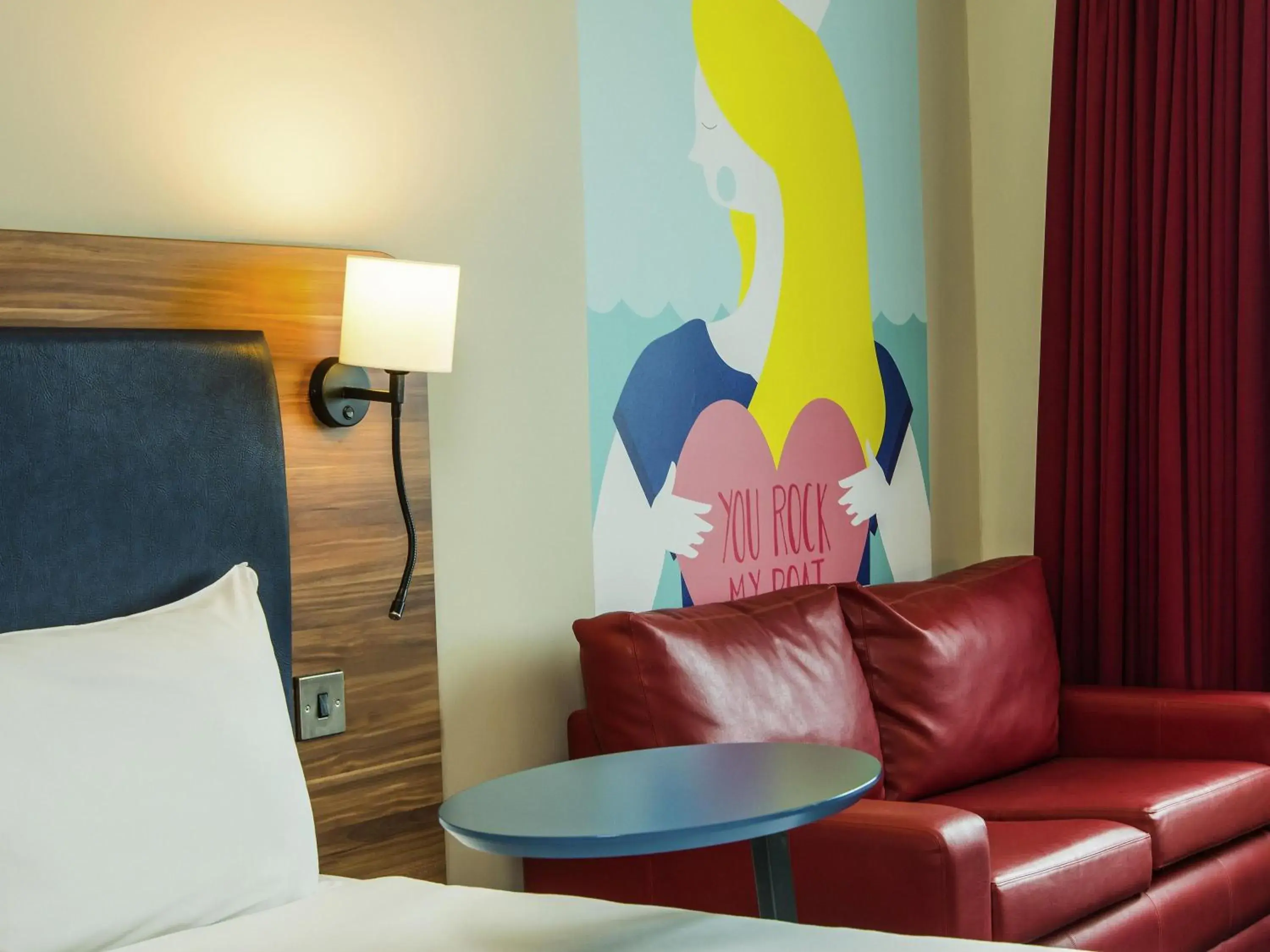 Bedroom in ibis Styles Birmingham NEC & Airport Bedroom in ibis Styles Birmingham NEC & Airport