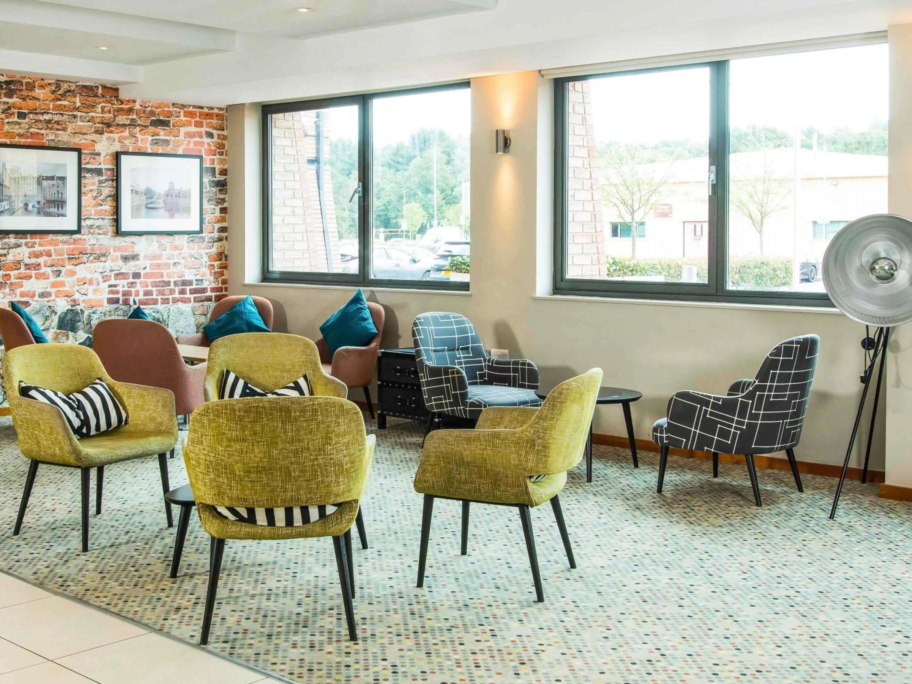 Restaurant/places to eat in ibis Styles Birmingham NEC & Airport