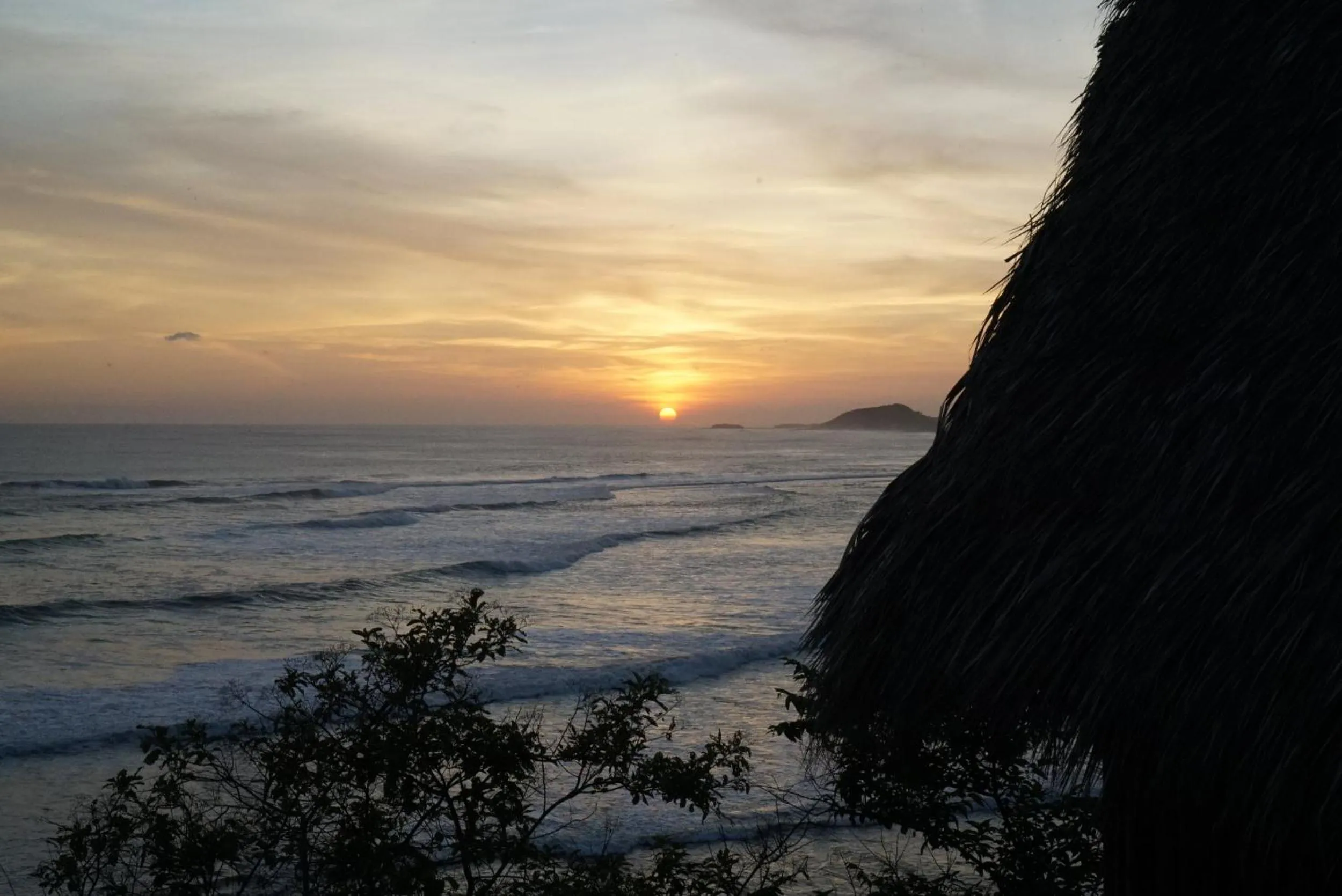Restaurant/places to eat in Magnific Rock - Surf Resort & Yoga Retreat Nicaragua
