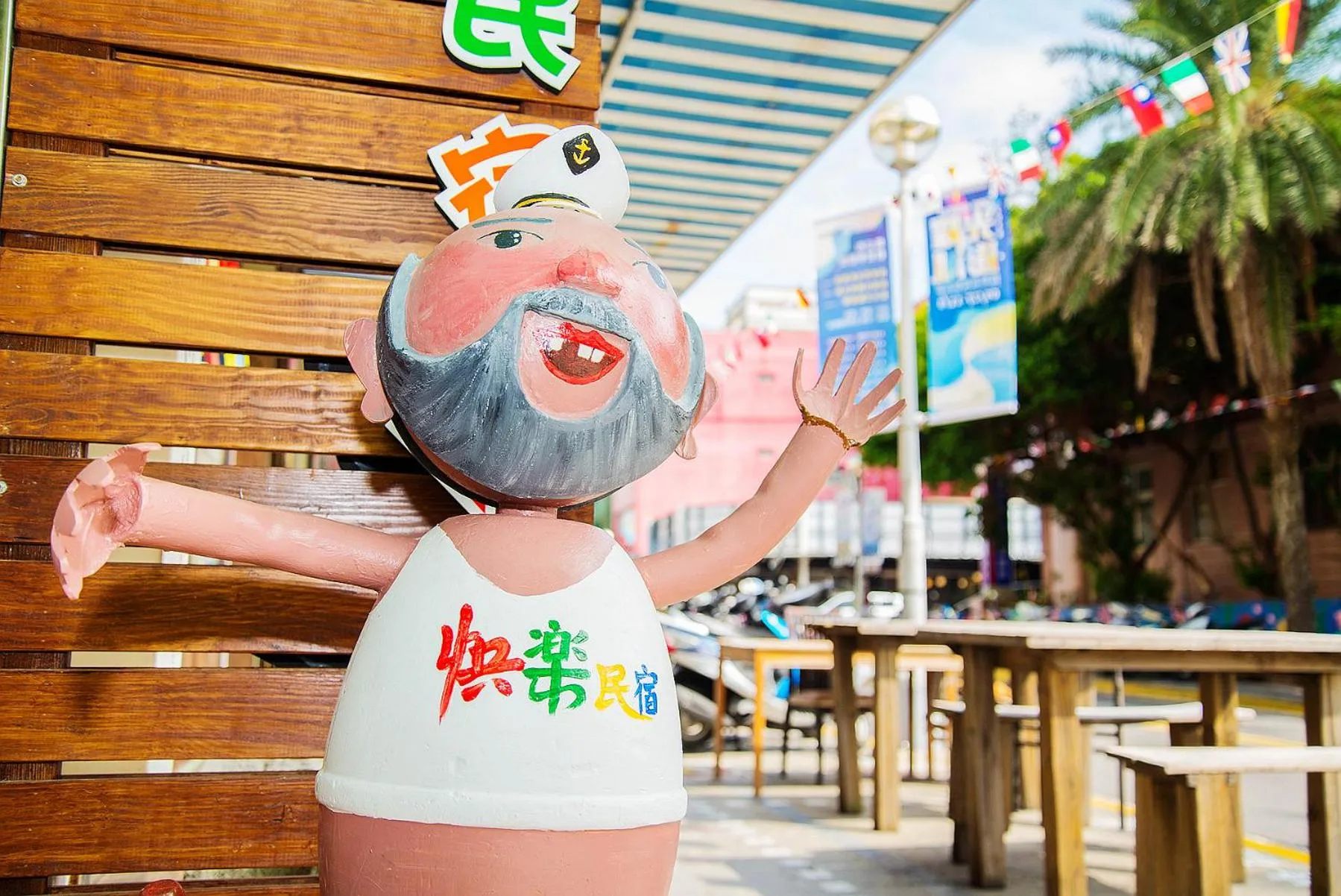 Property building in Happiness B&B