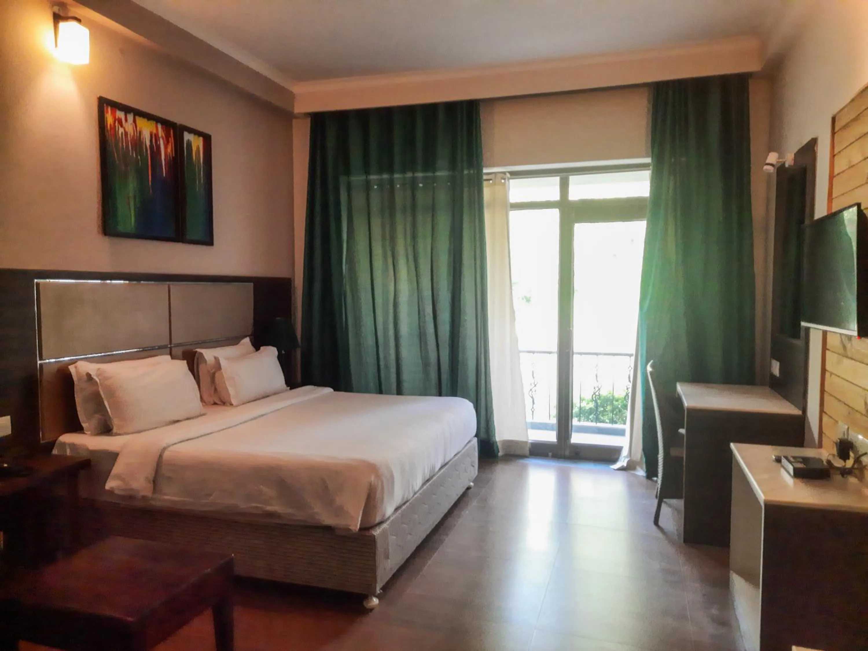 Photo of the whole room, Bed in Riverarch Greenfields Resort