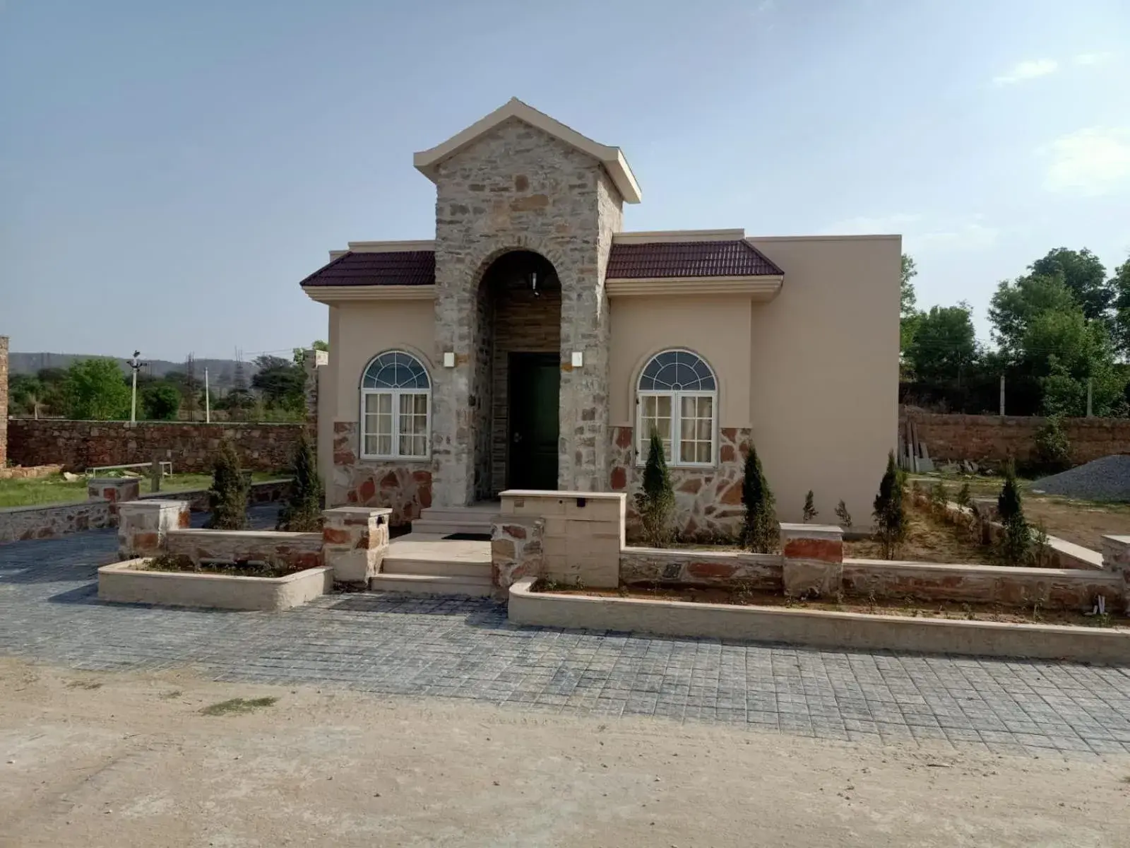 Garden view in Riverarch Greenfields Resort Garden view in Riverarch Greenfields Resort