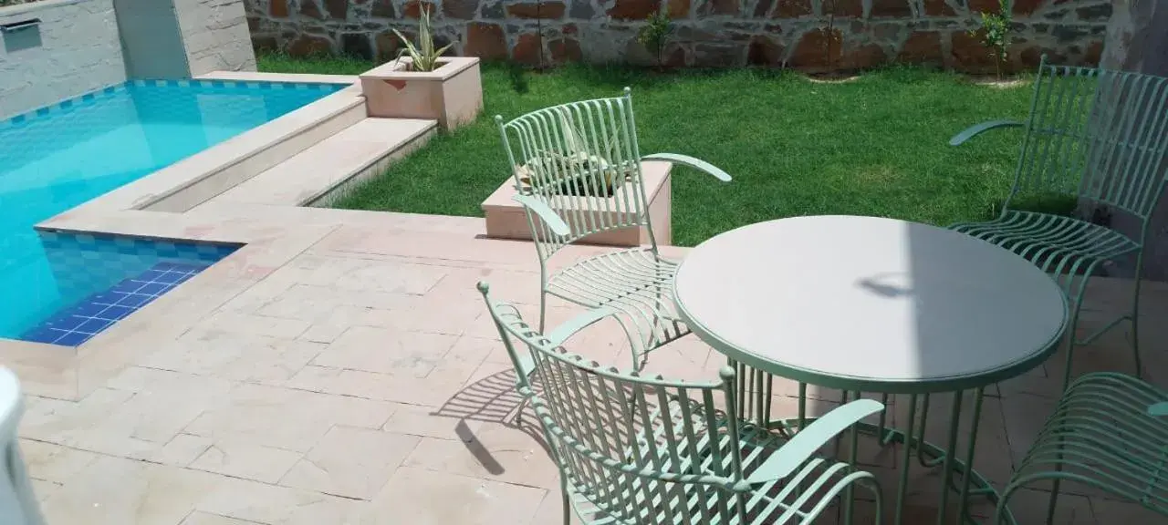 Pool view in Riverarch Greenfields Resort Pool view in Riverarch Greenfields Resort