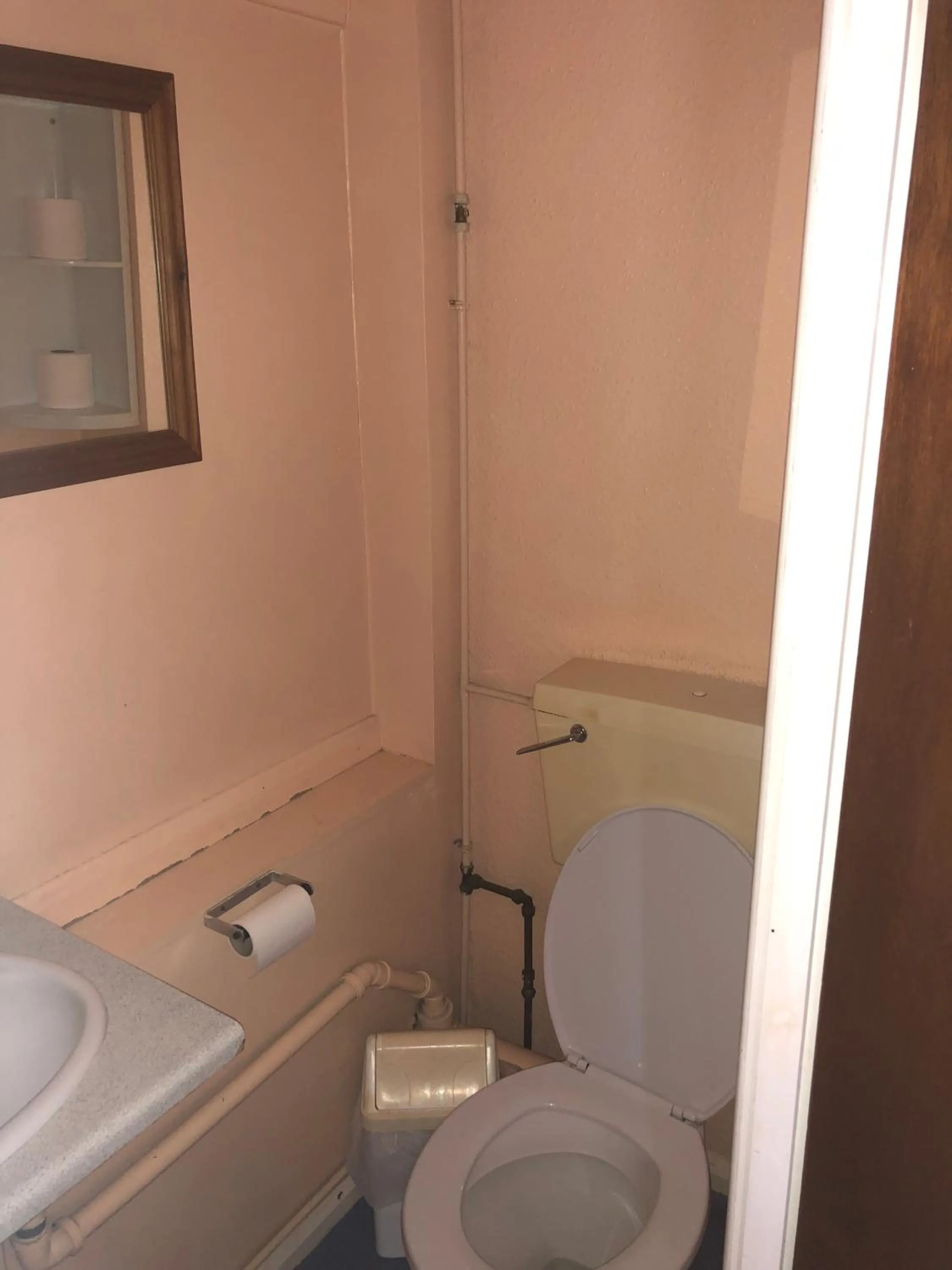 Bathroom in Charde Guest House