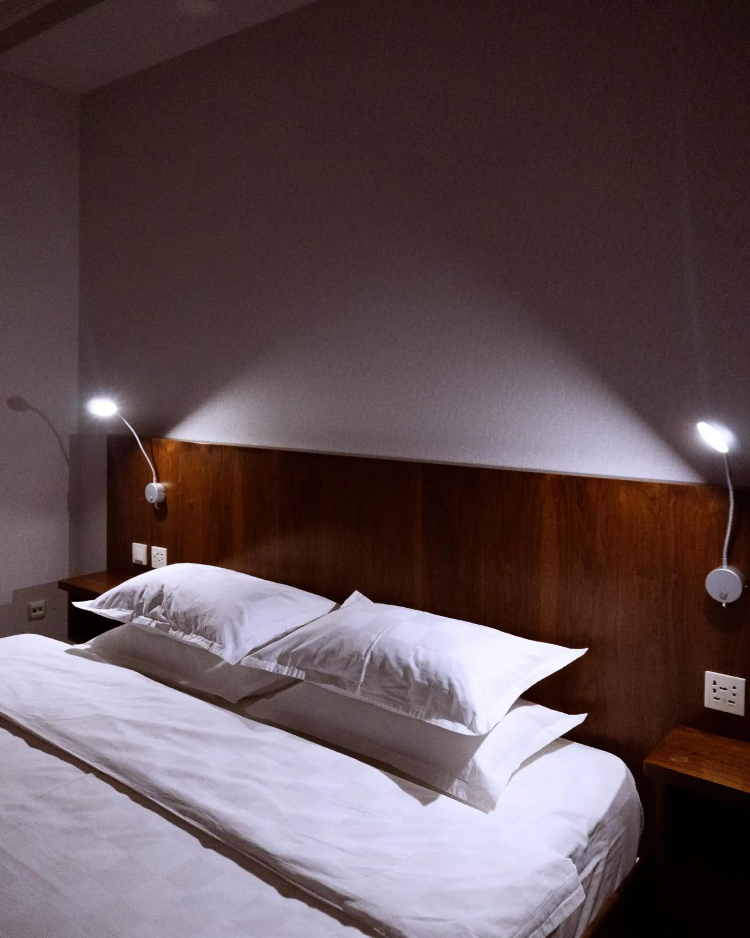 Bedroom, Bed in Omar Khayyam Hotel Bedroom, Bed in Omar Khayyam Hotel