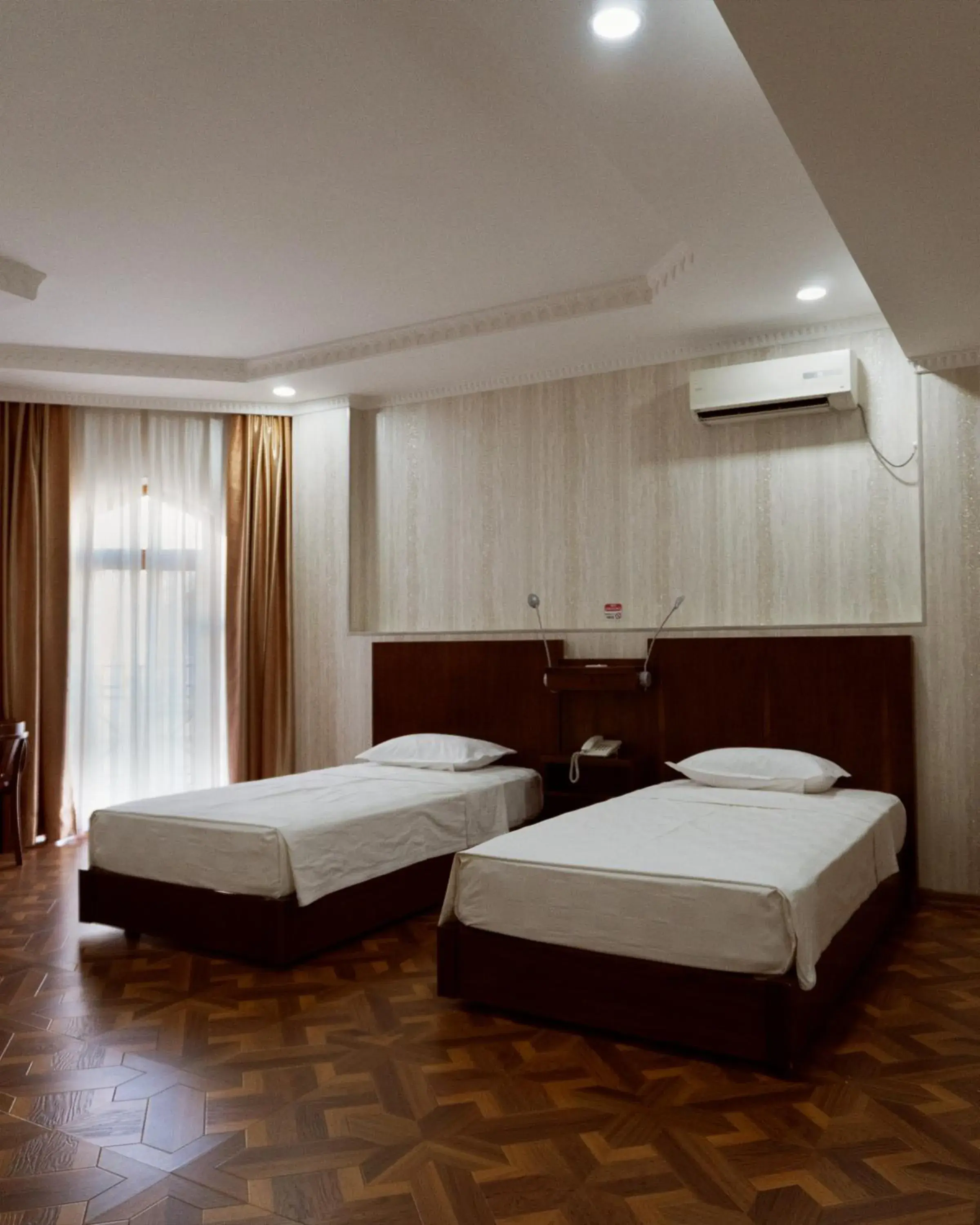 Standard Twin Room - single occupancy in Omar Khayyam Hotel Standard Twin Room - single occupancy in Omar Khayyam Hotel