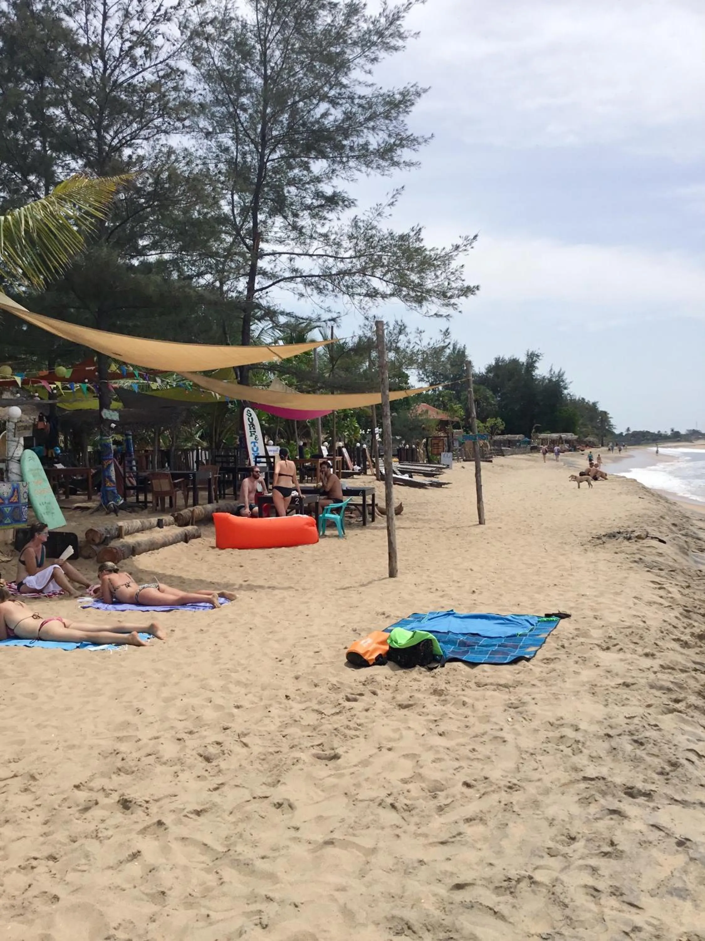 Restaurant/places to eat in Garden Beach Hotel