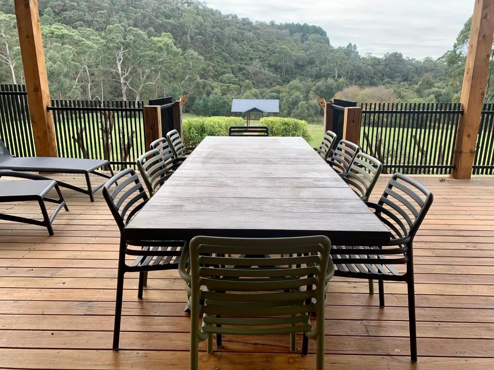BBQ facilities in Yering Gorge Cottages