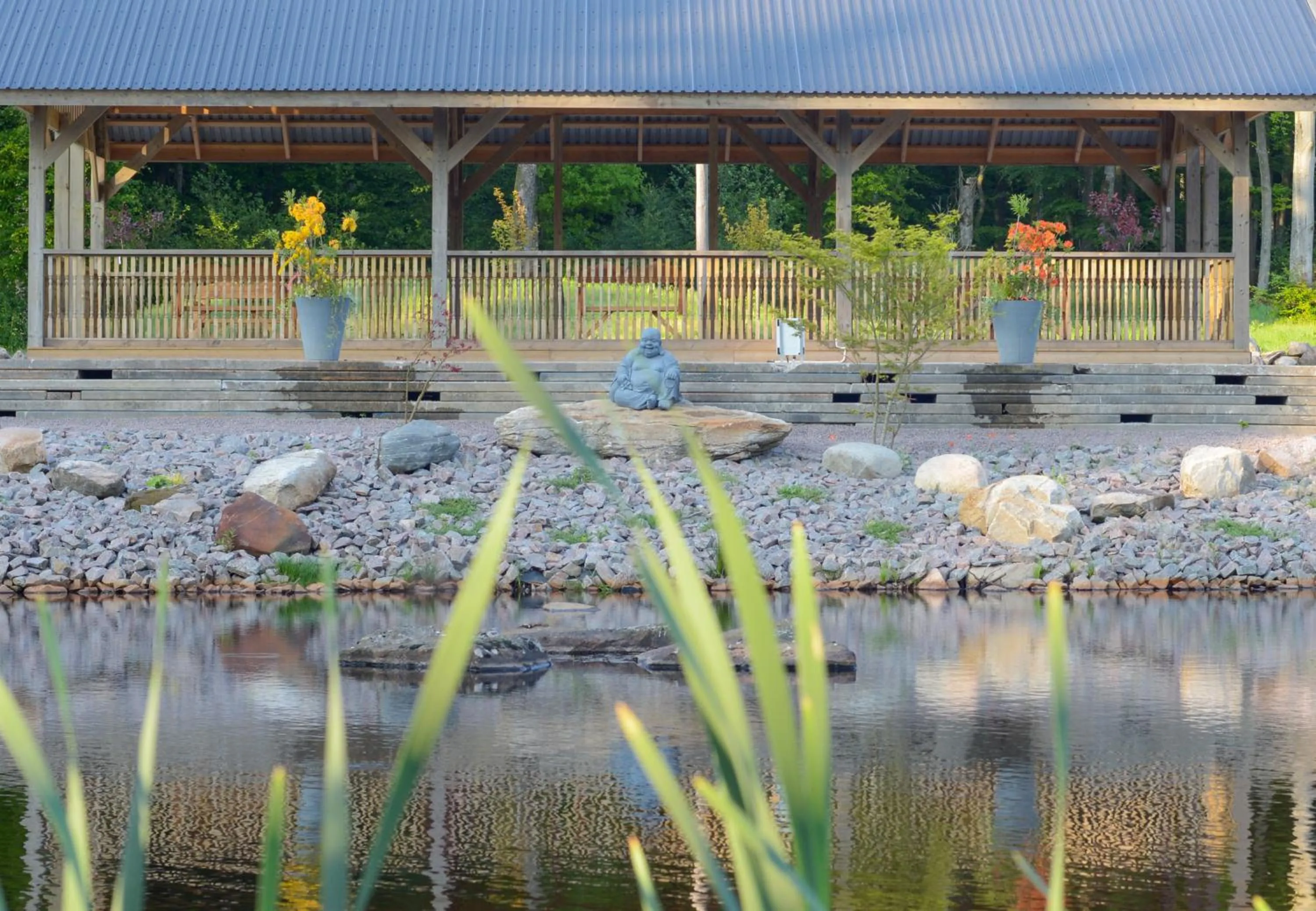 Property building in Hillesgården