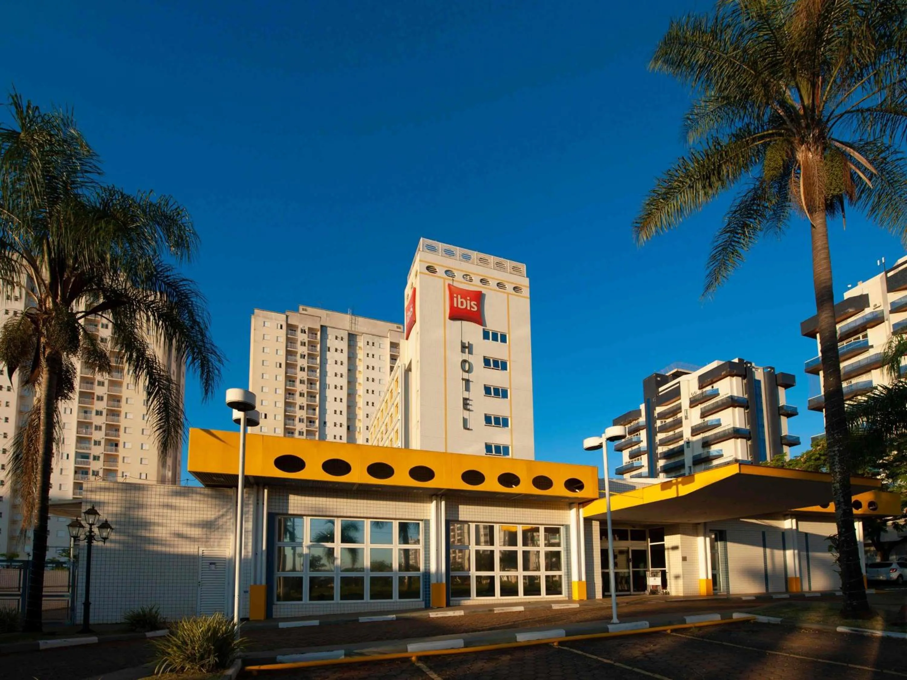 Property building in Ibis São Carlos