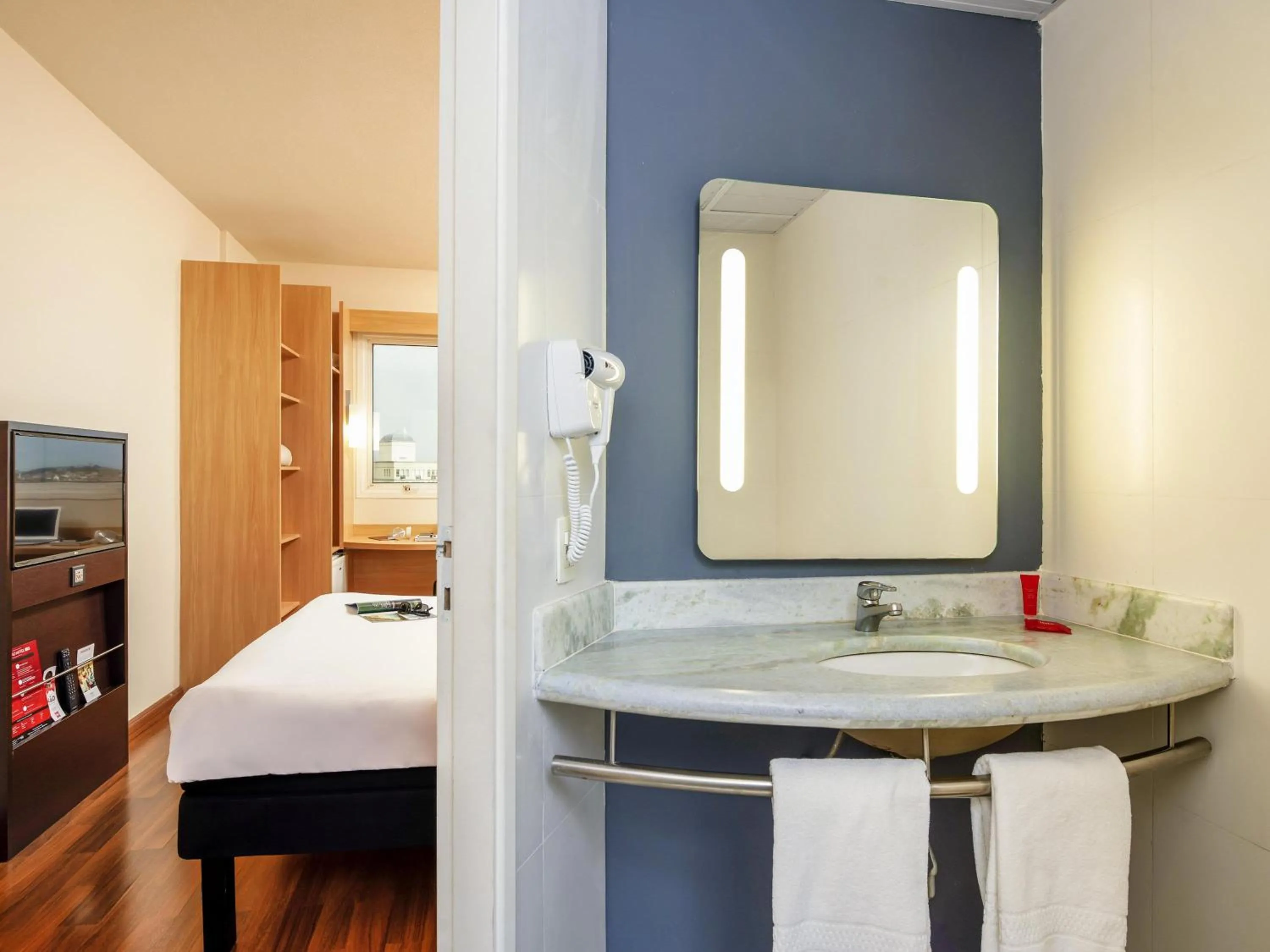 Bedroom, Bed in Ibis São Carlos