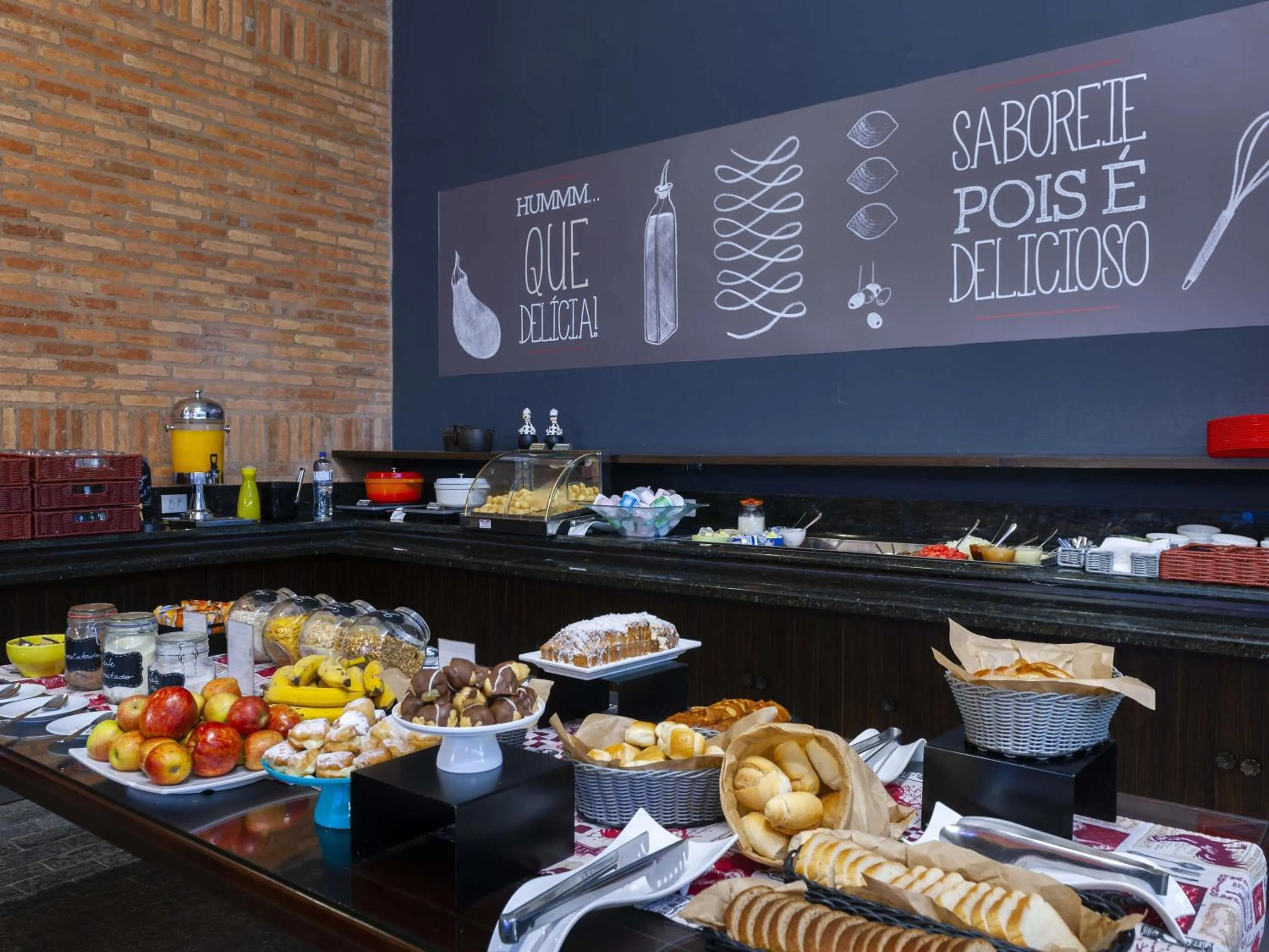 Restaurant/places to eat in Ibis São Carlos