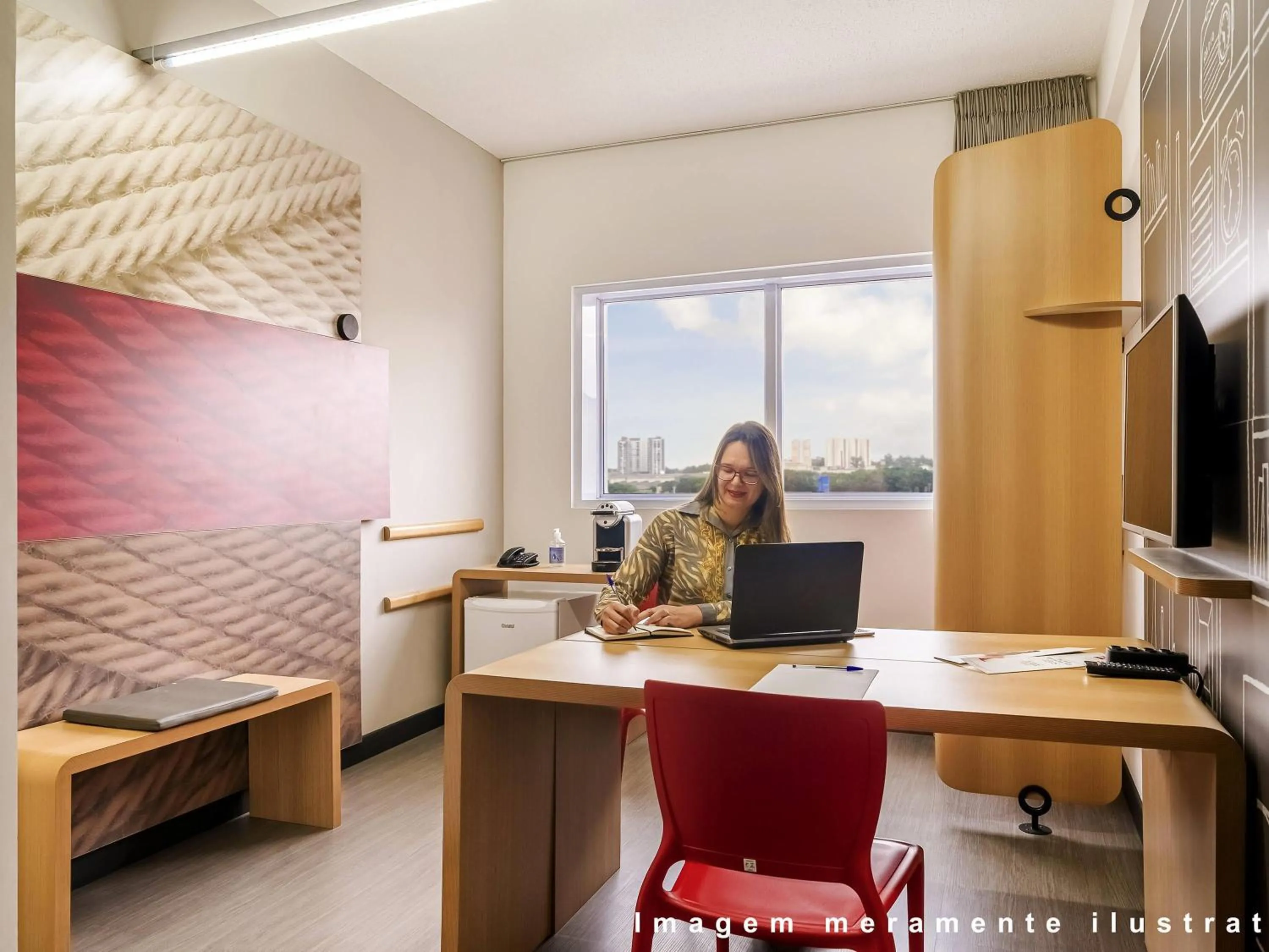 Bedroom in ibis Taubate