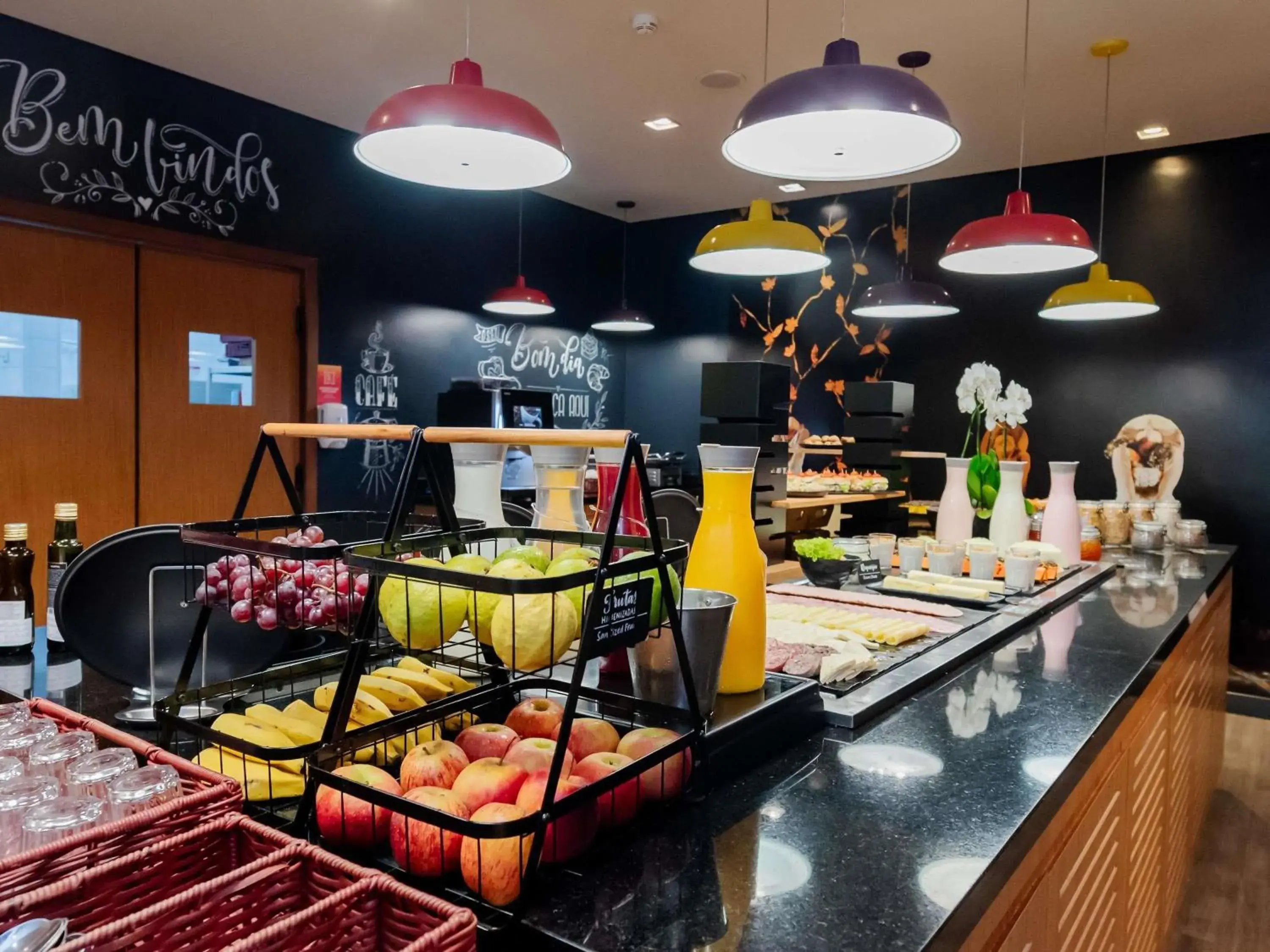 Restaurant/places to eat in ibis Joinville Restaurant/places to eat in ibis Joinville