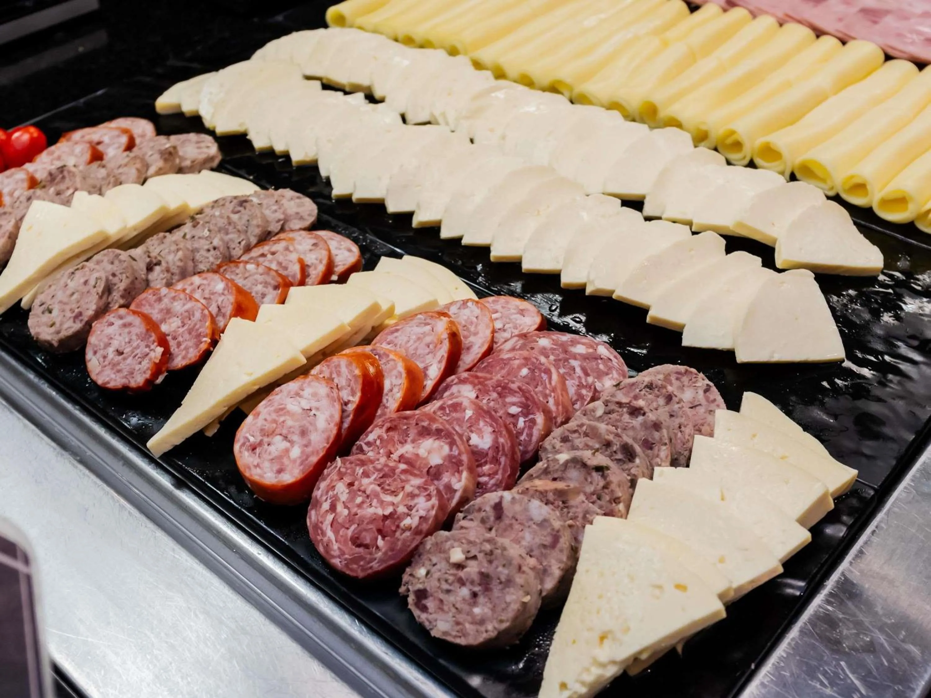 Restaurant/places to eat in ibis Joinville