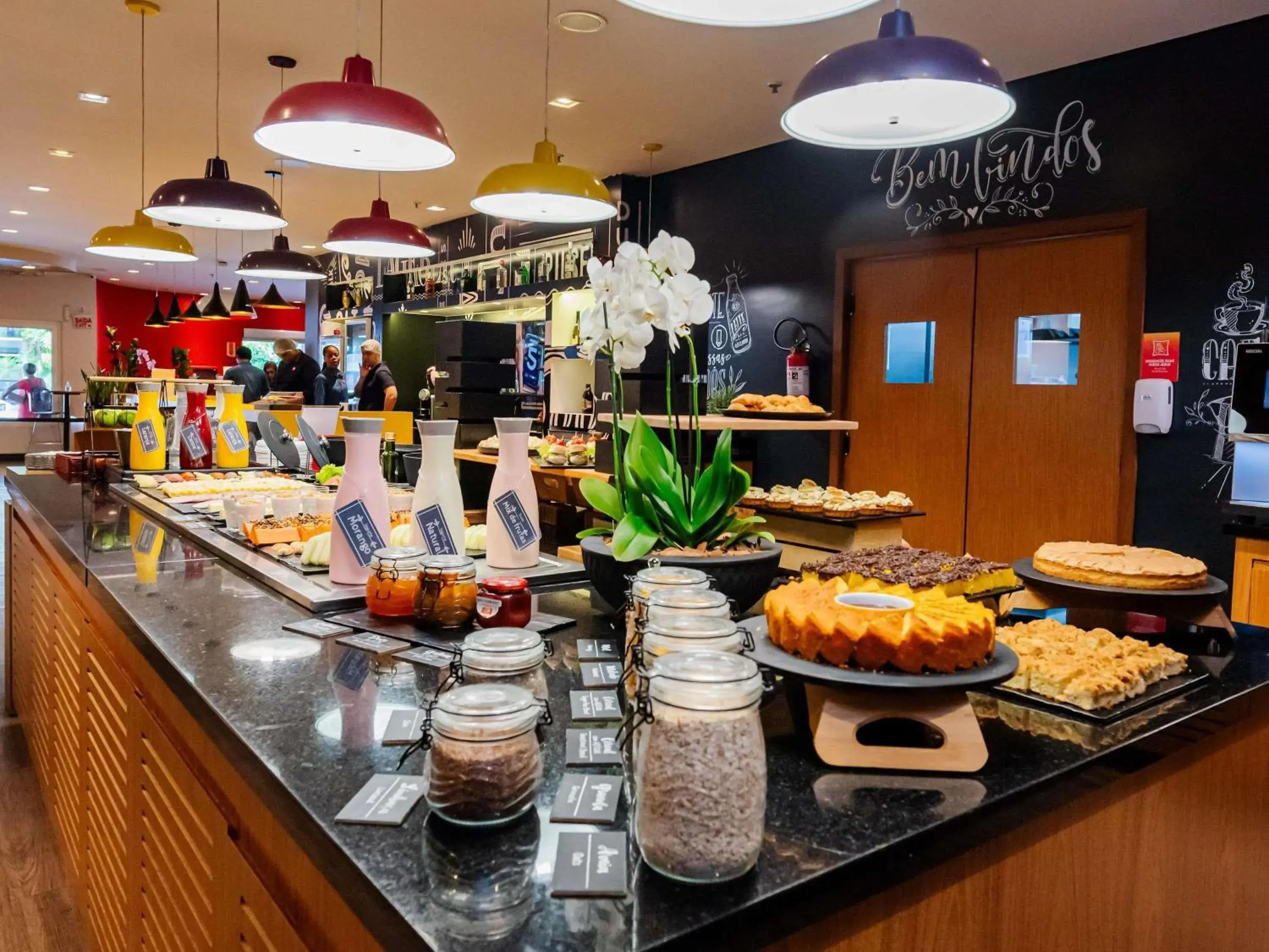 Restaurant/places to eat in ibis Joinville Restaurant/places to eat in ibis Joinville