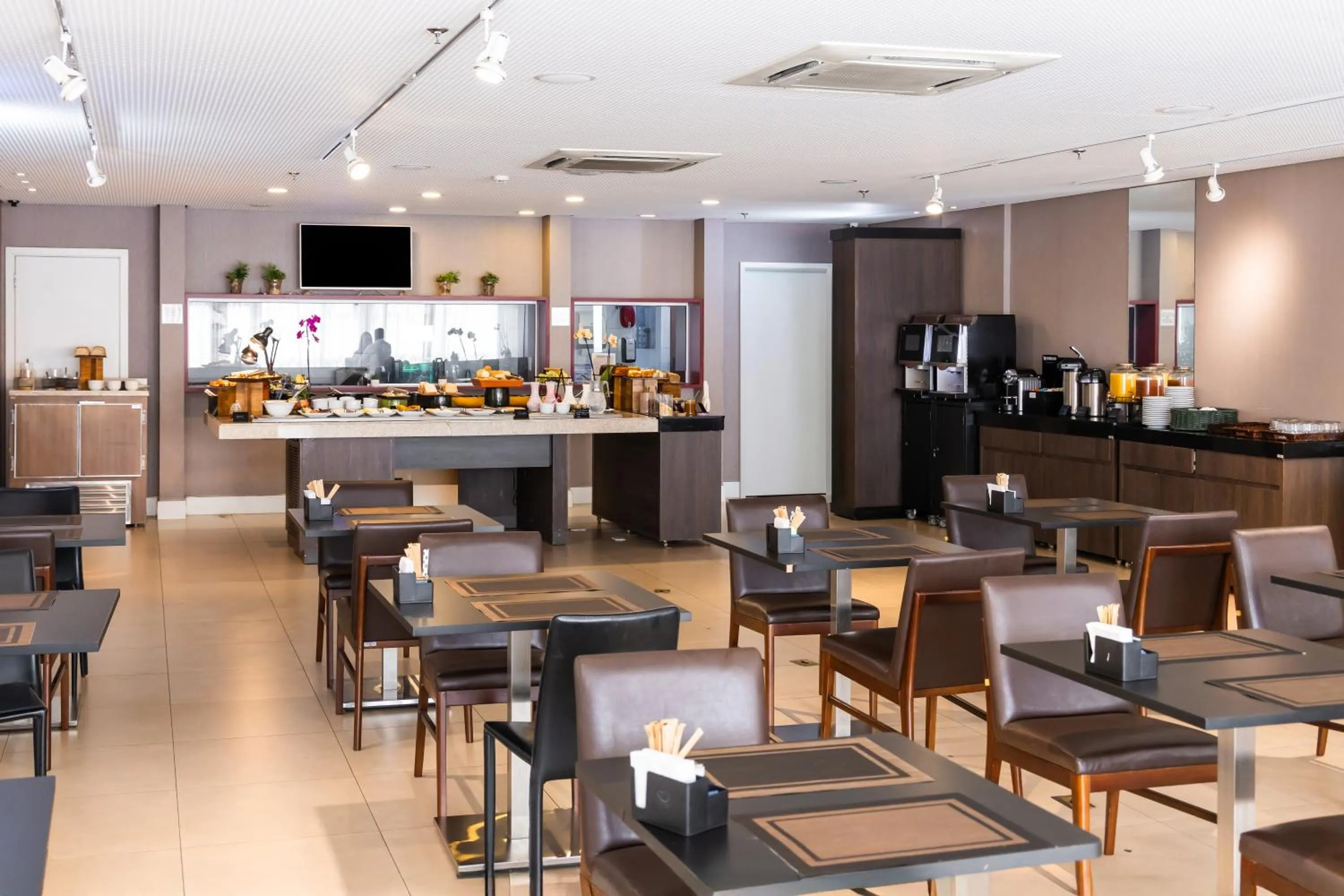 Restaurant/places to eat in Transamerica Ribeirão Preto