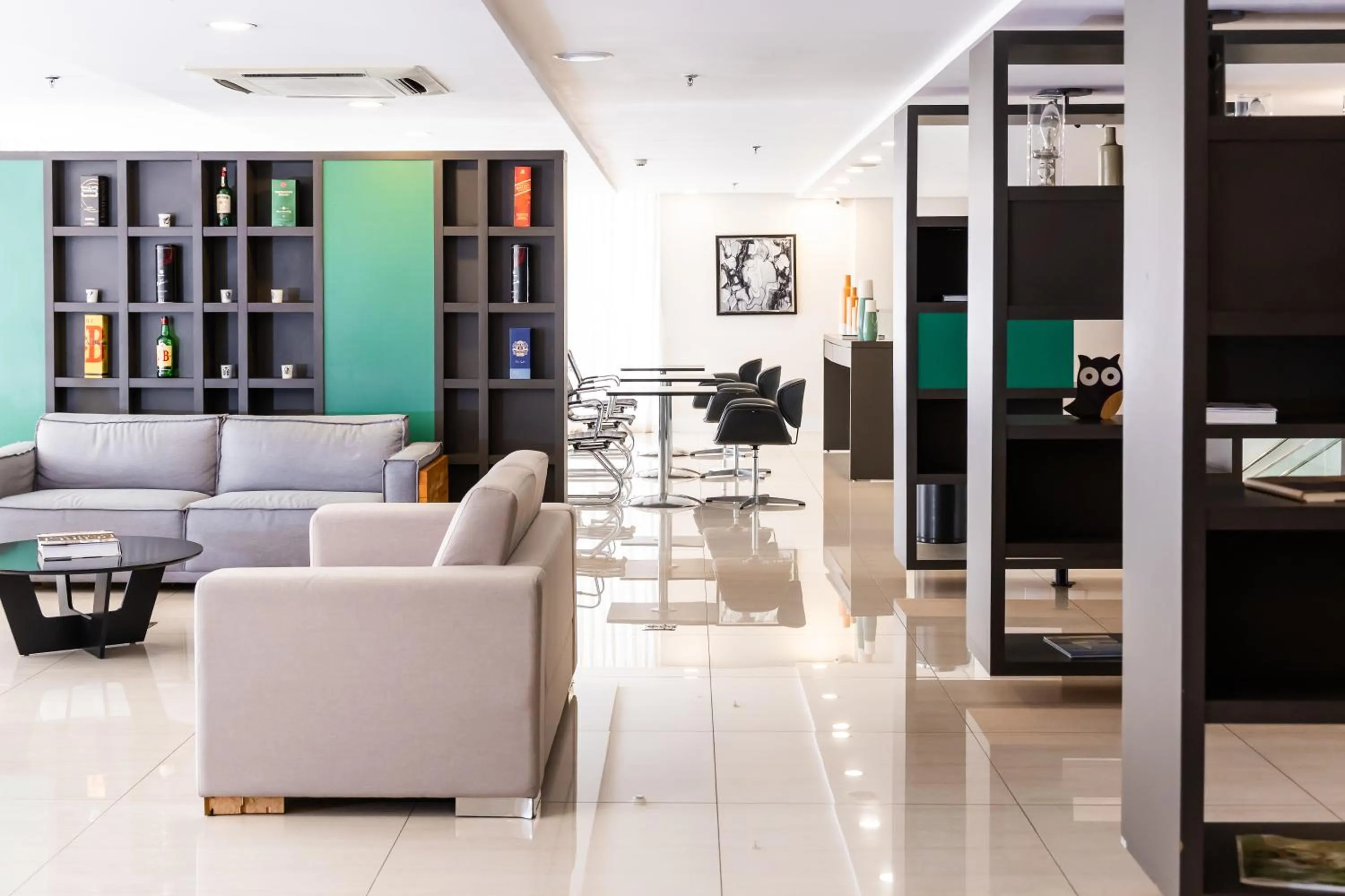 Seating area in Transamerica Ribeirão Preto
