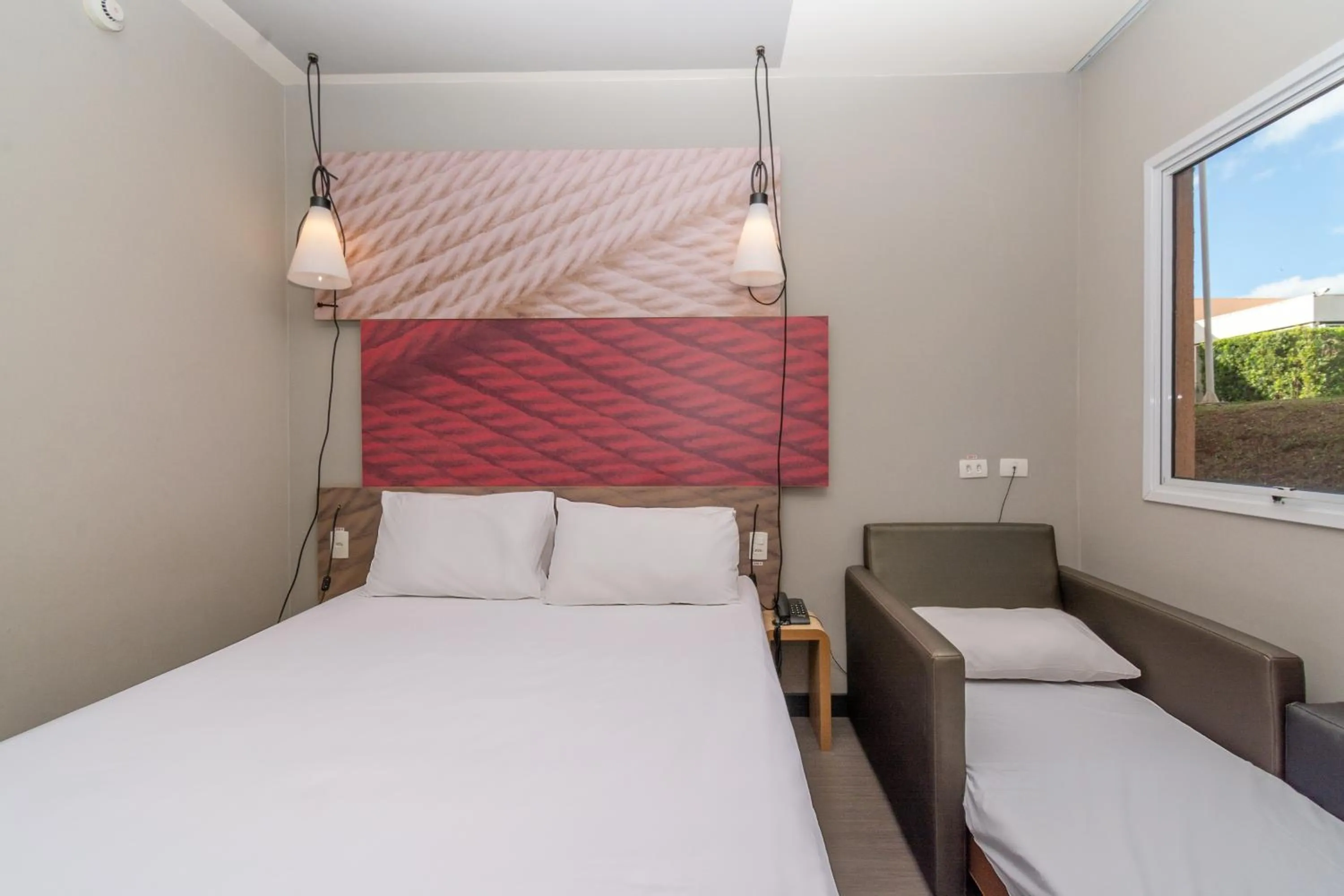 Bedroom, Bed in ibis Campo Grande