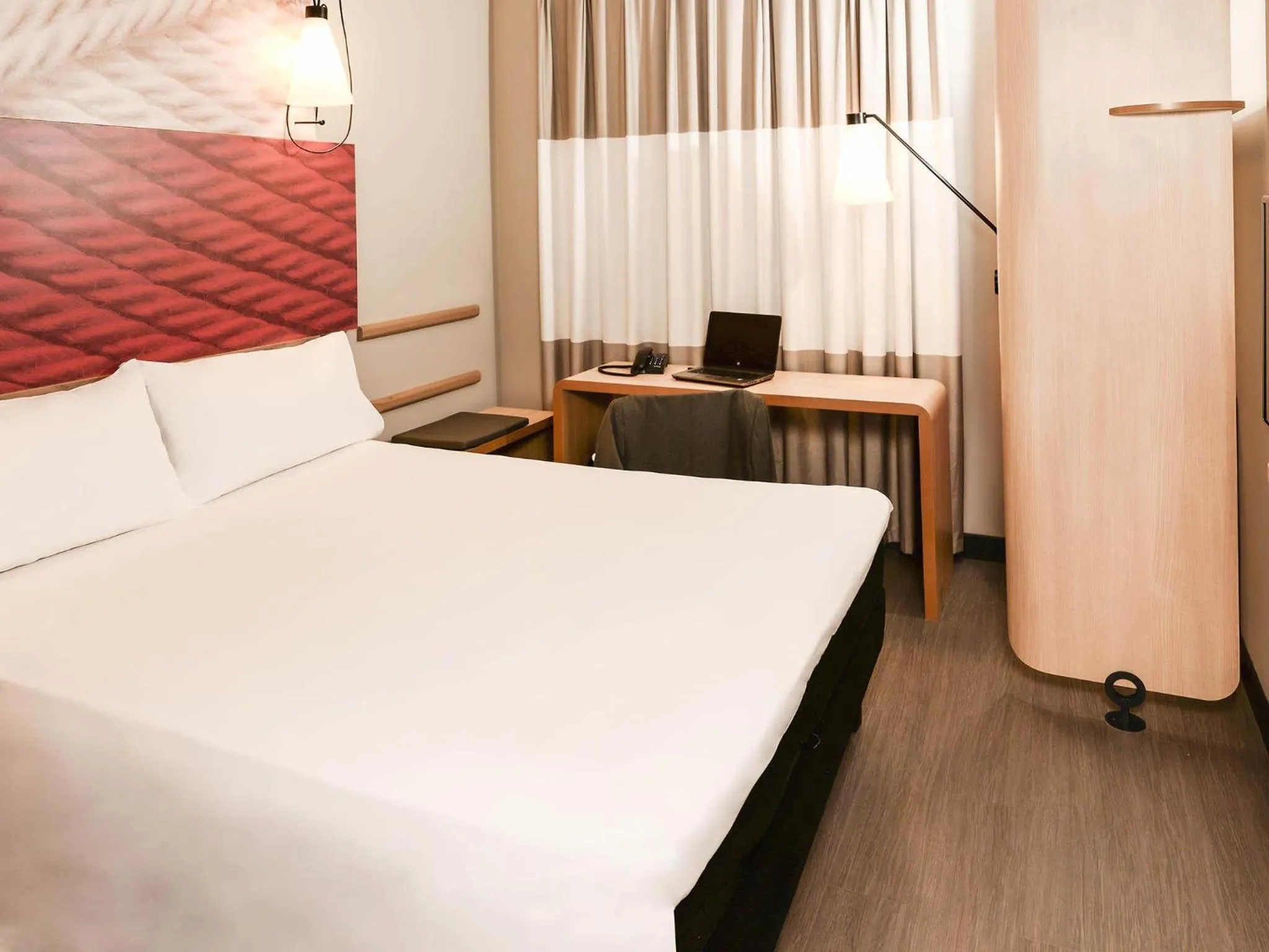 Bedroom, Bed in ibis Campo Grande