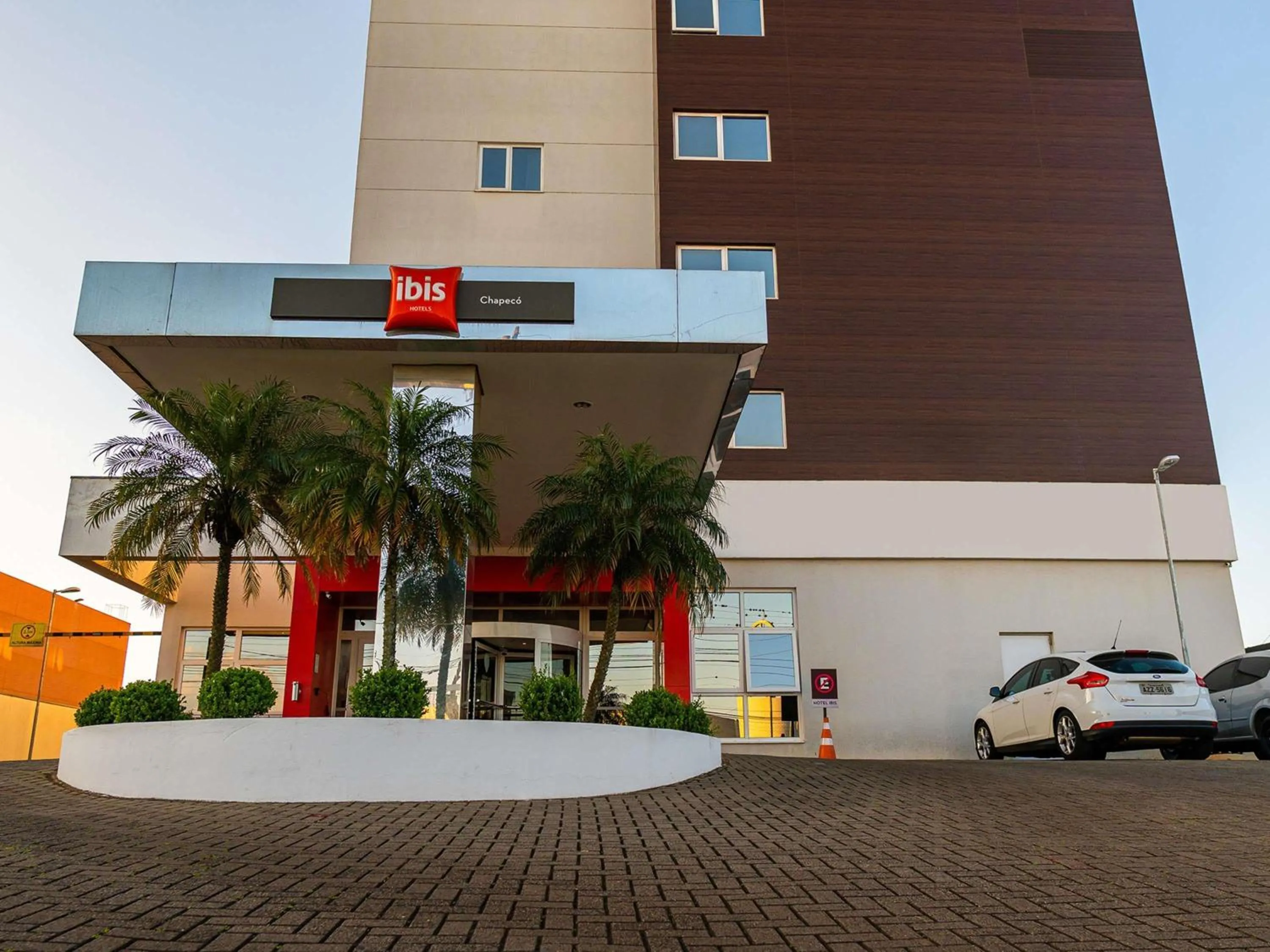 Property building in ibis Chapeco