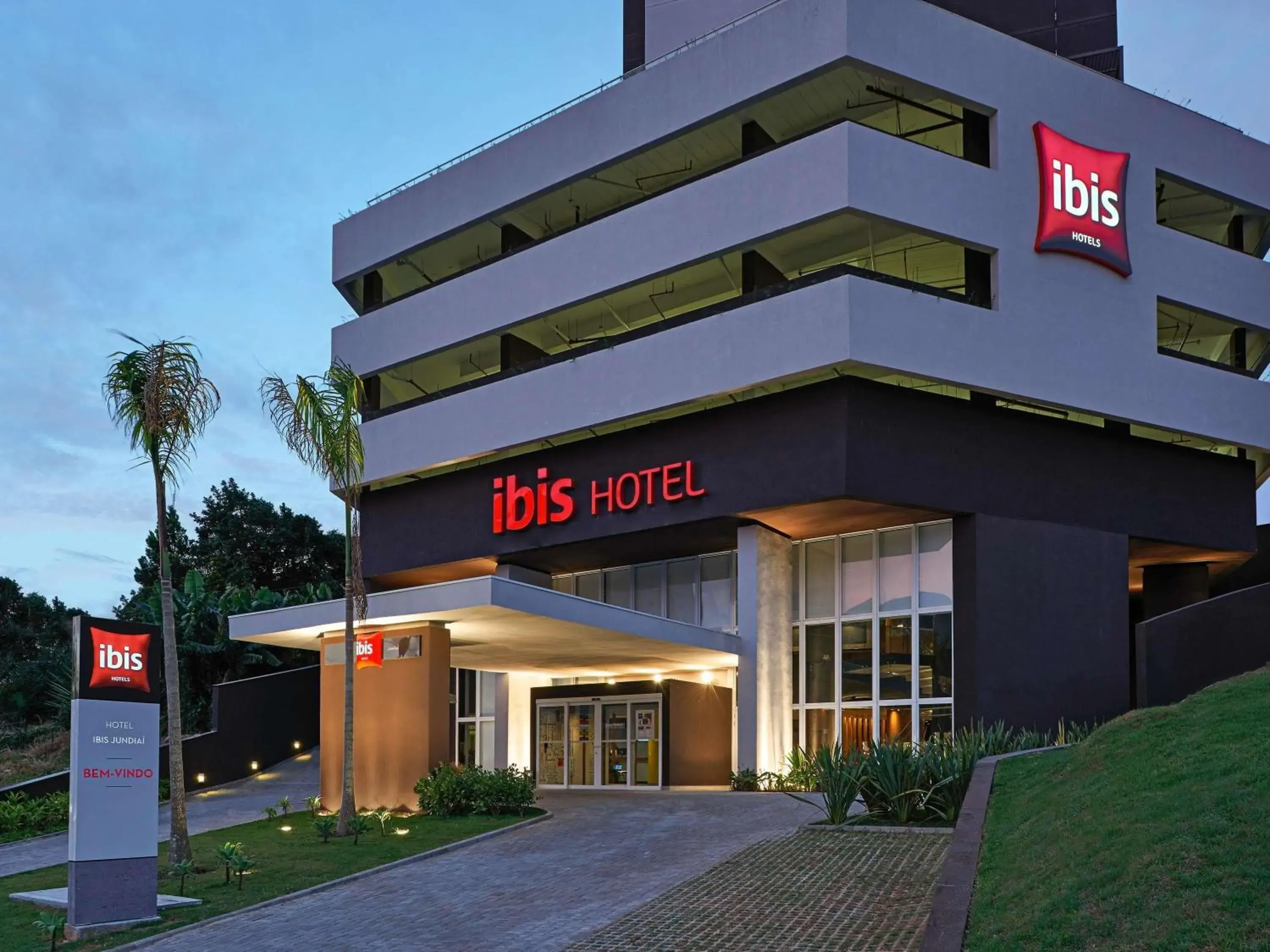 Property building in ibis Jundiai Shopping Property building in ibis Jundiai Shopping