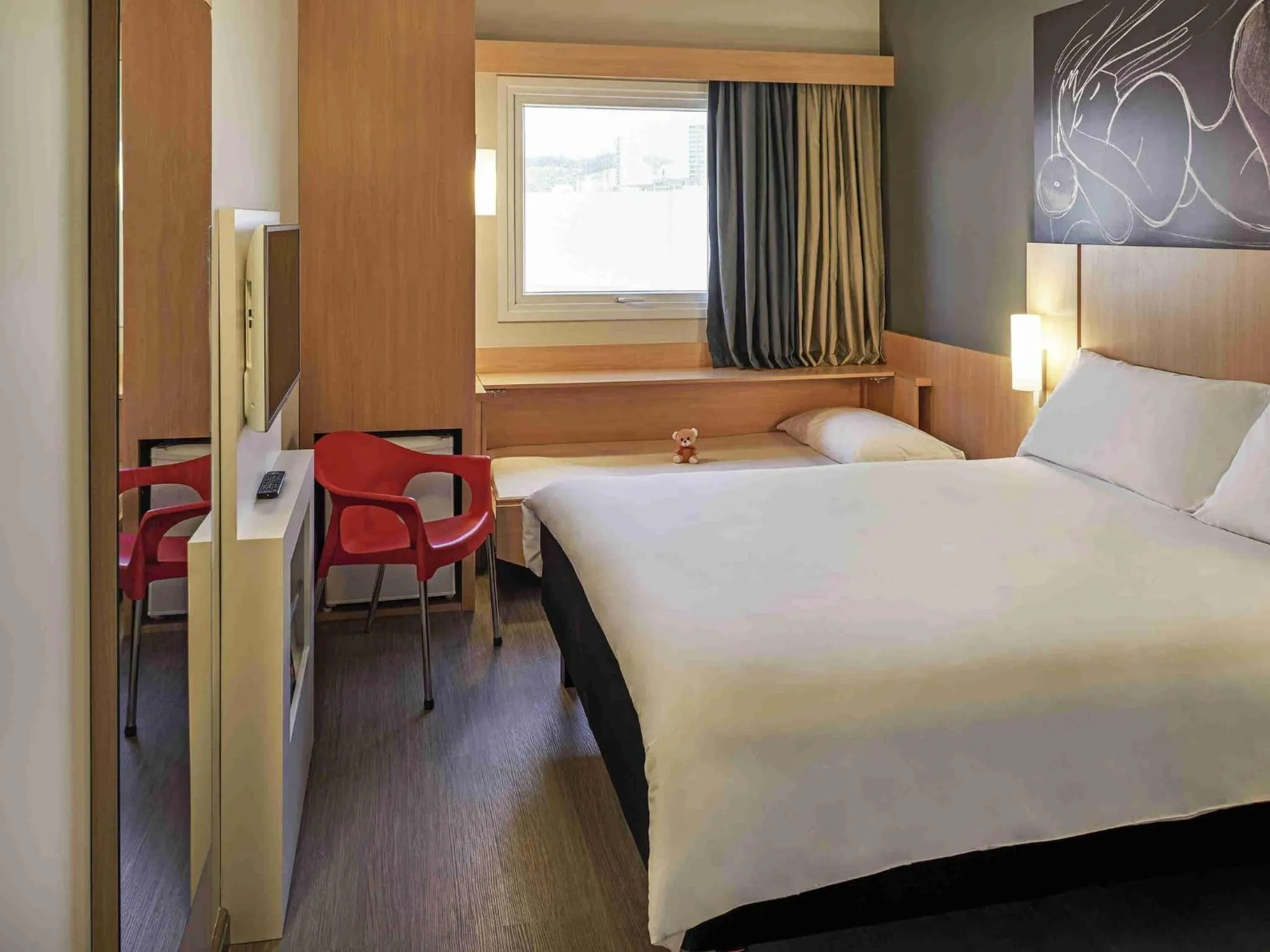 Bedroom, Bed in ibis Jundiai Shopping