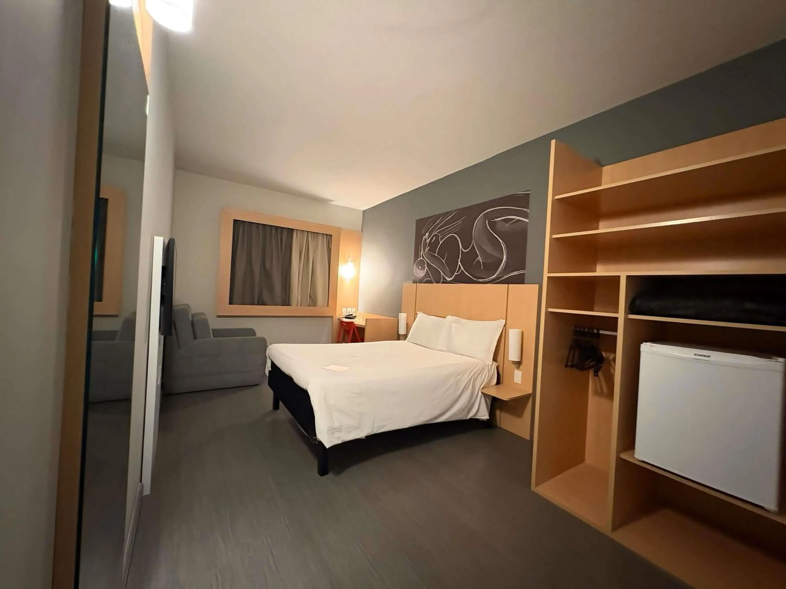 Bedroom, Bed in ibis Jundiai Shopping