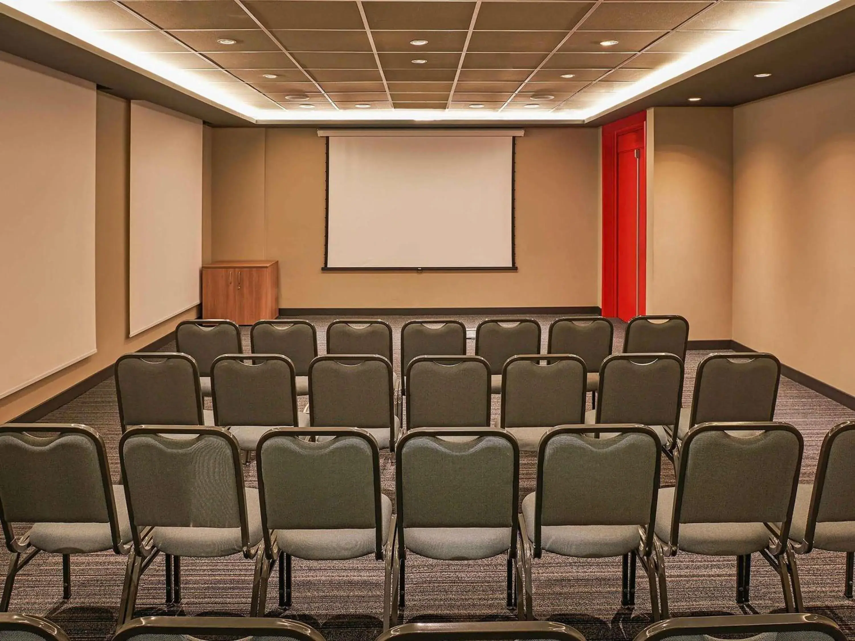 Property building in ibis Jundiai Shopping Property building in ibis Jundiai Shopping