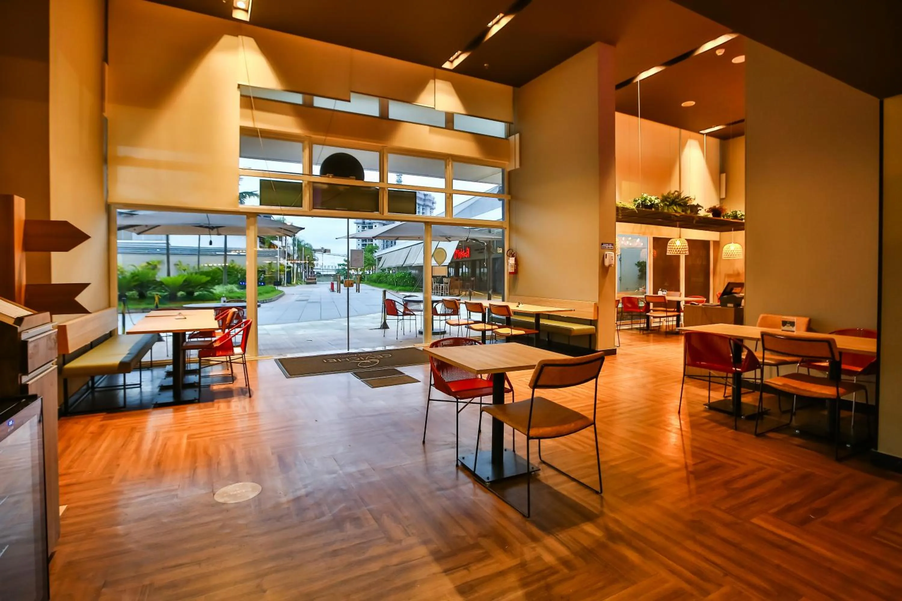 Restaurant/places to eat in ibis Styles Sao Paulo Barra Funda