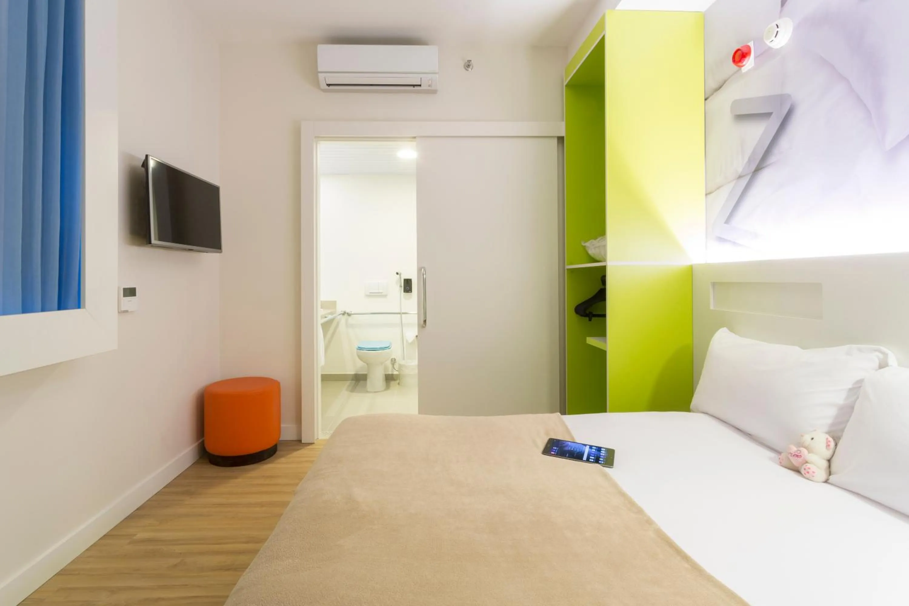 Photo of the whole room, Bed in ibis Styles Sao Paulo Barra Funda
