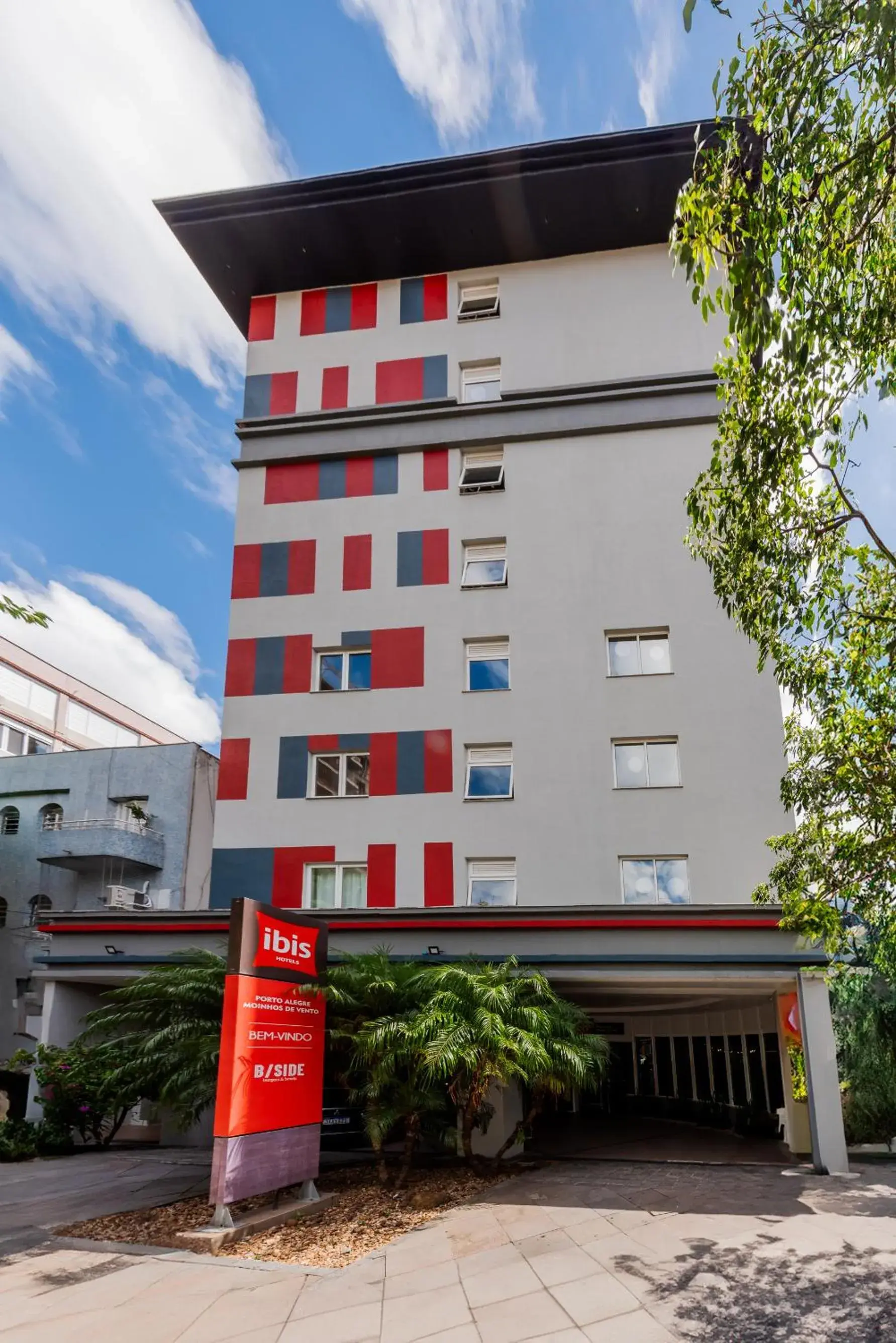 Property building in ibis Porto Alegre Moinhos de Vento Property building in ibis Porto Alegre Moinhos de Vento