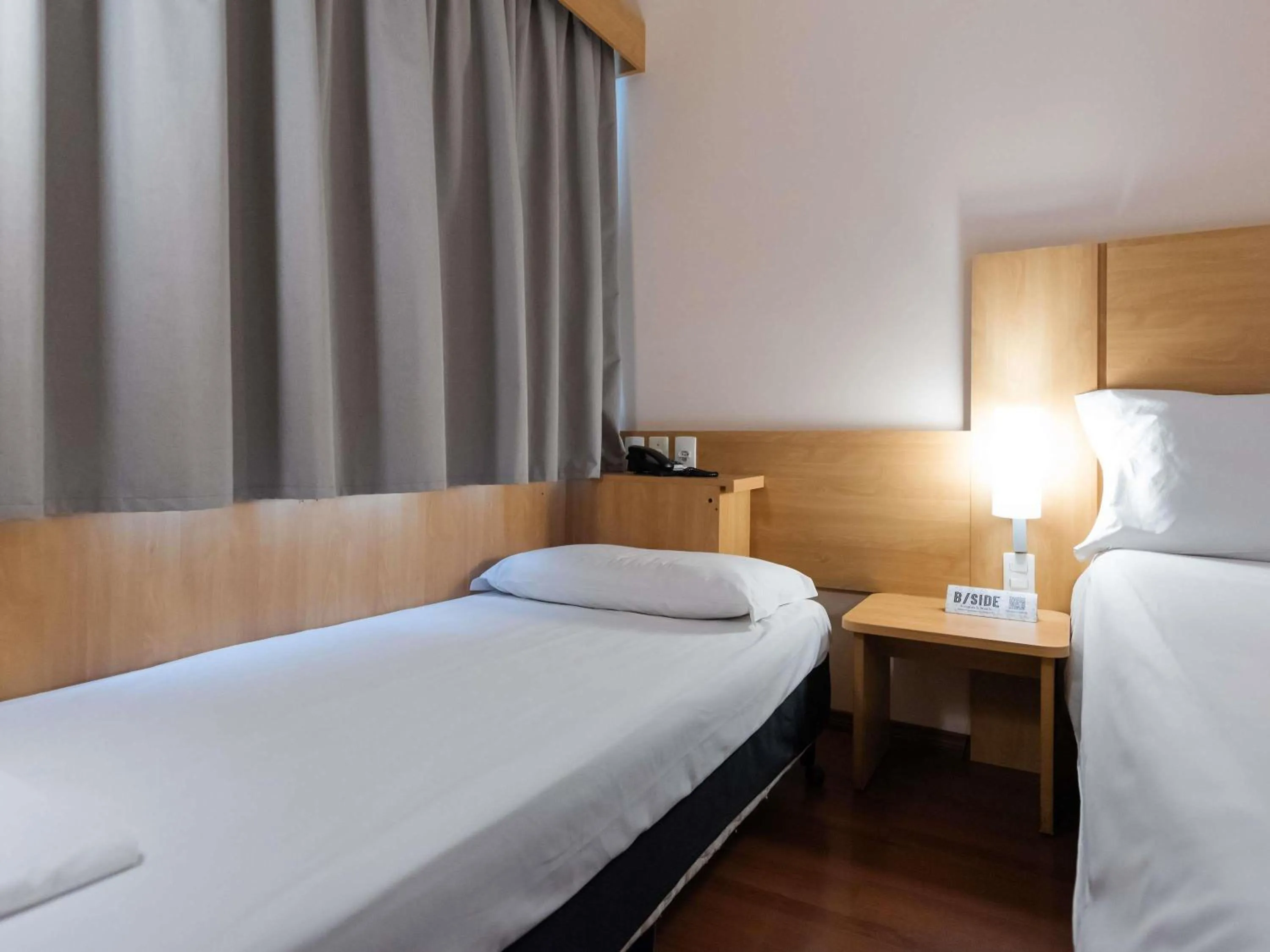 Bedroom, Bed in ibis Porto Alegre Moinhos de Vento