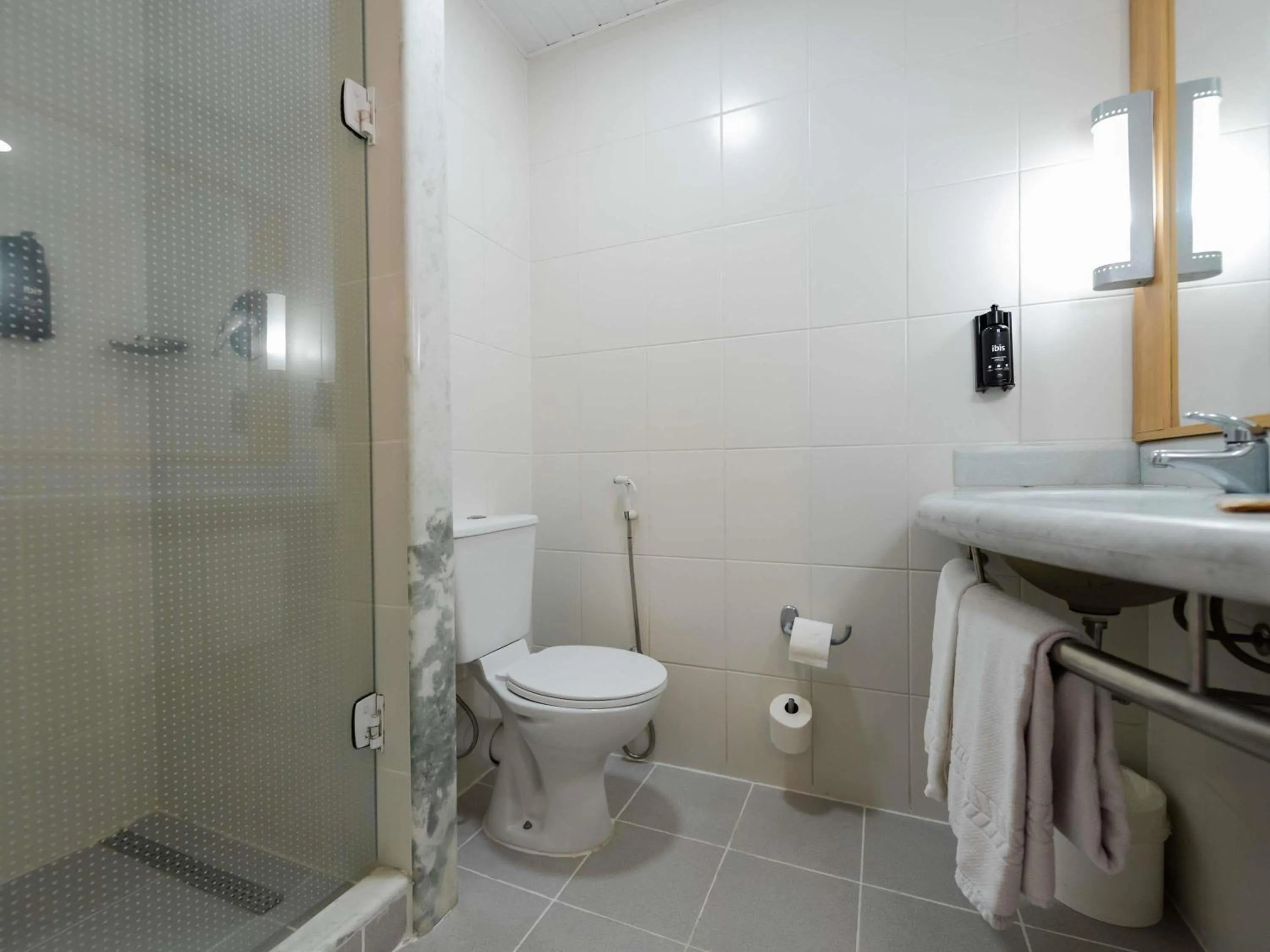 Bedroom in ibis Porto Alegre Moinhos de Vento