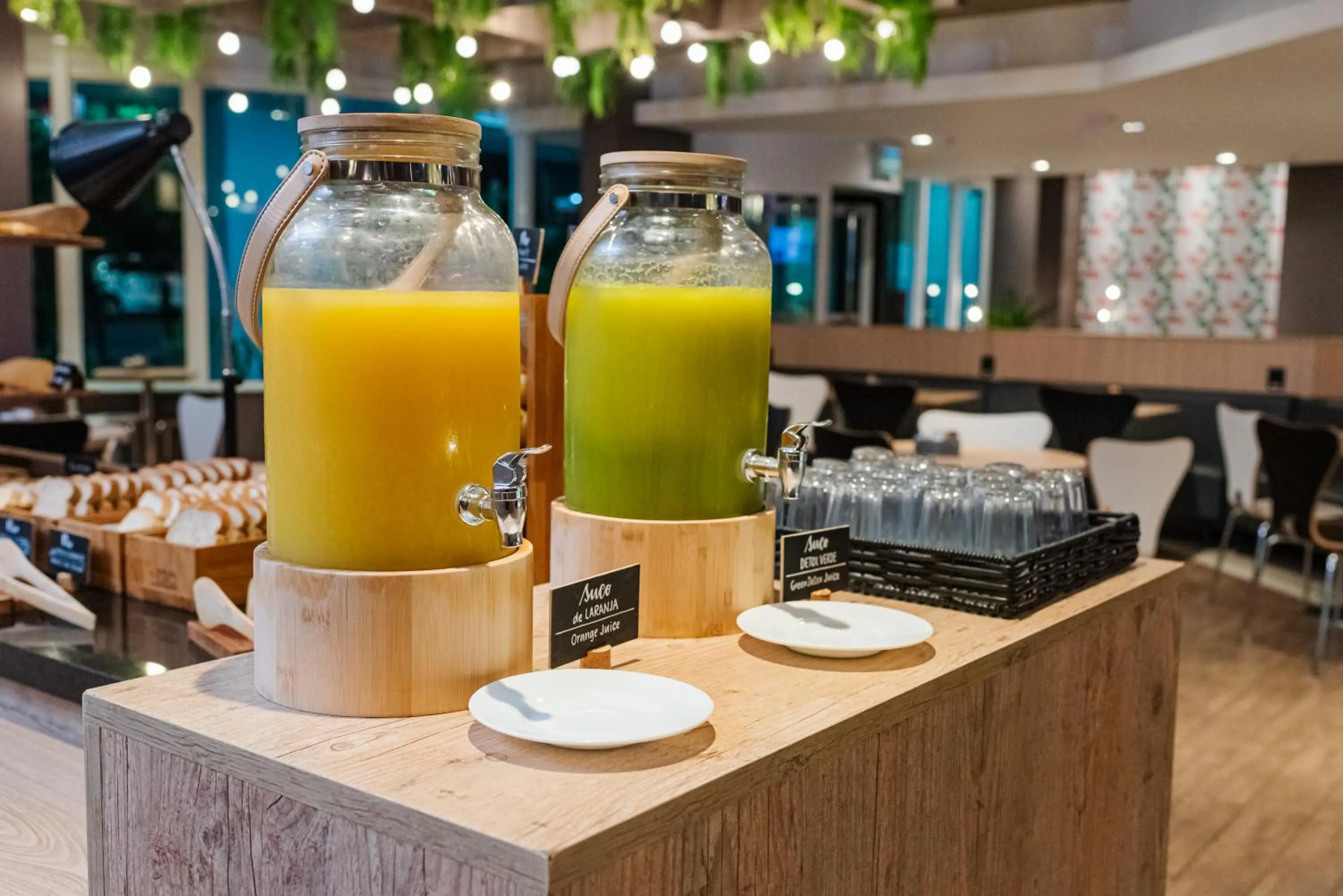 Breakfast in ibis Porto Alegre Moinhos de Vento