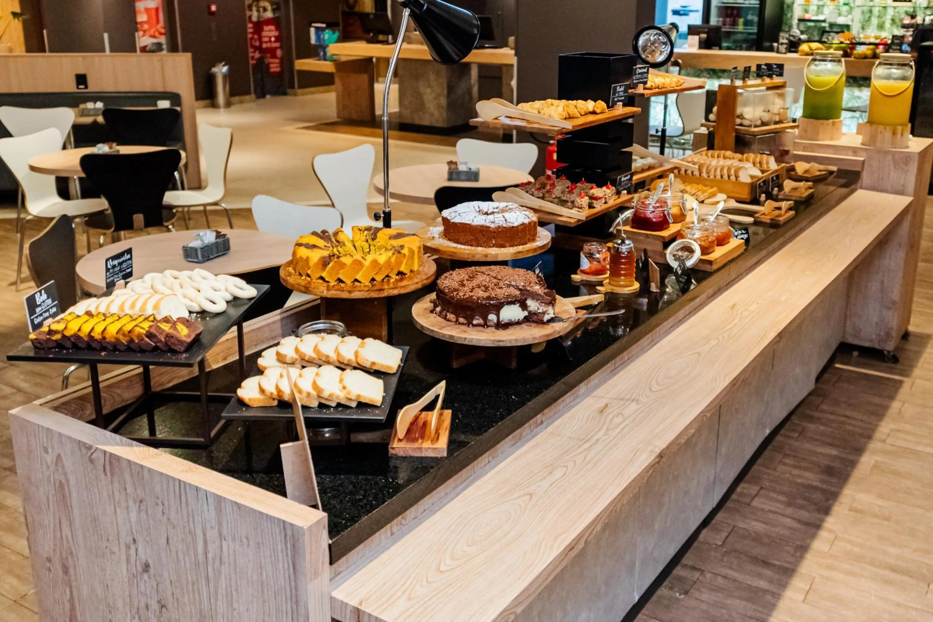 Buffet breakfast in ibis Porto Alegre Moinhos de Vento