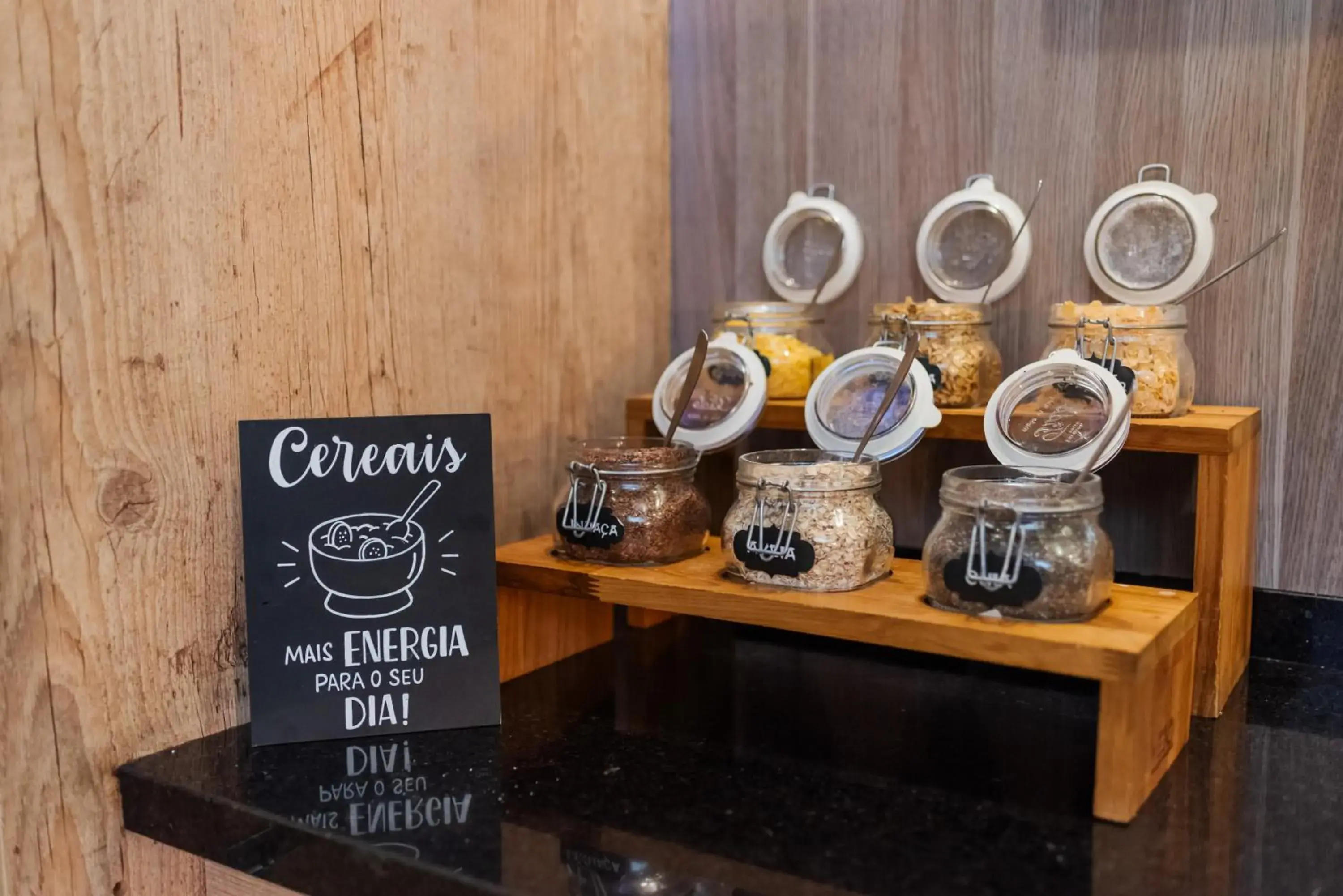 Breakfast in ibis Porto Alegre Moinhos de Vento Breakfast in ibis Porto Alegre Moinhos de Vento