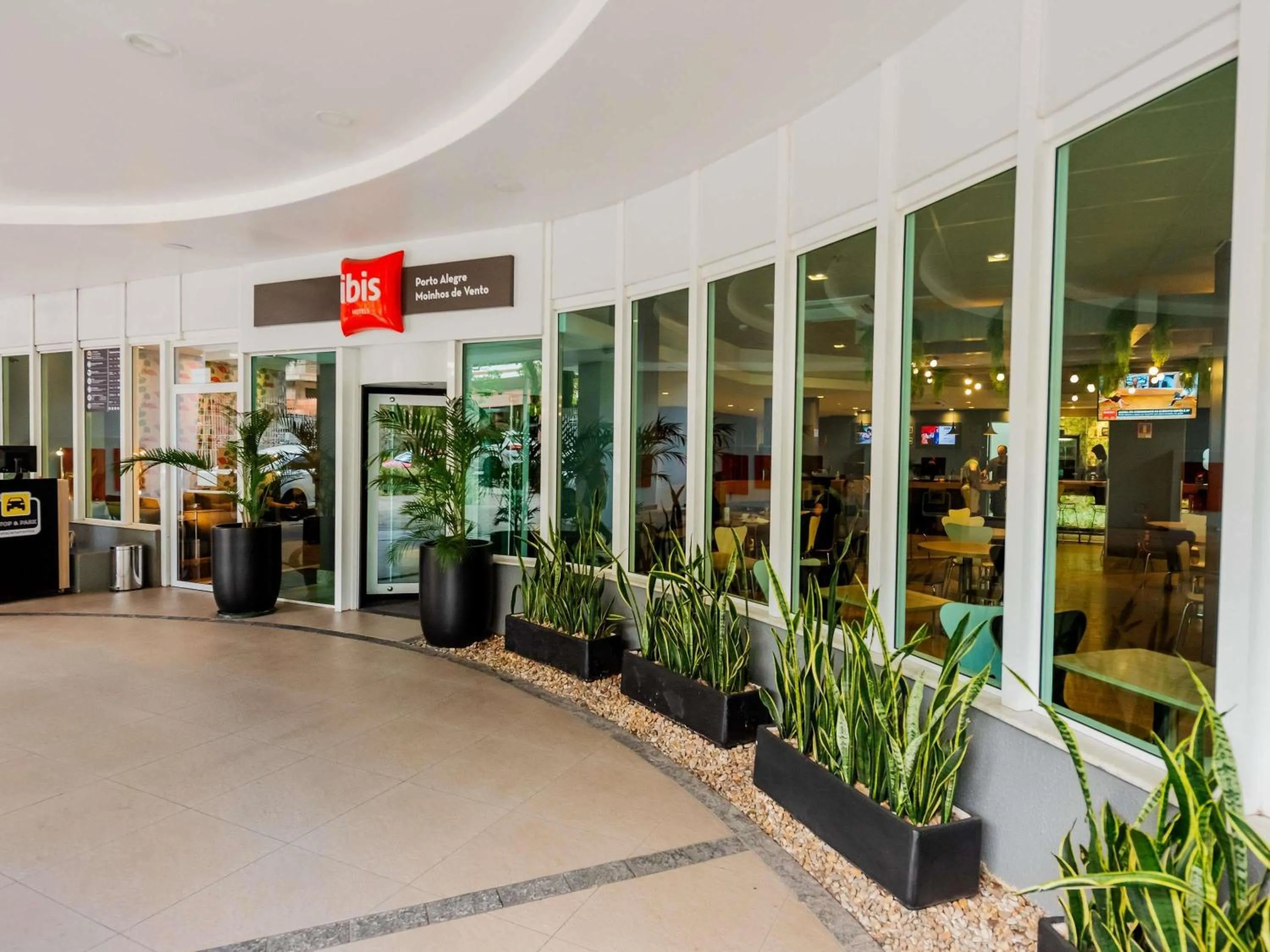 Property building in ibis Porto Alegre Moinhos de Vento