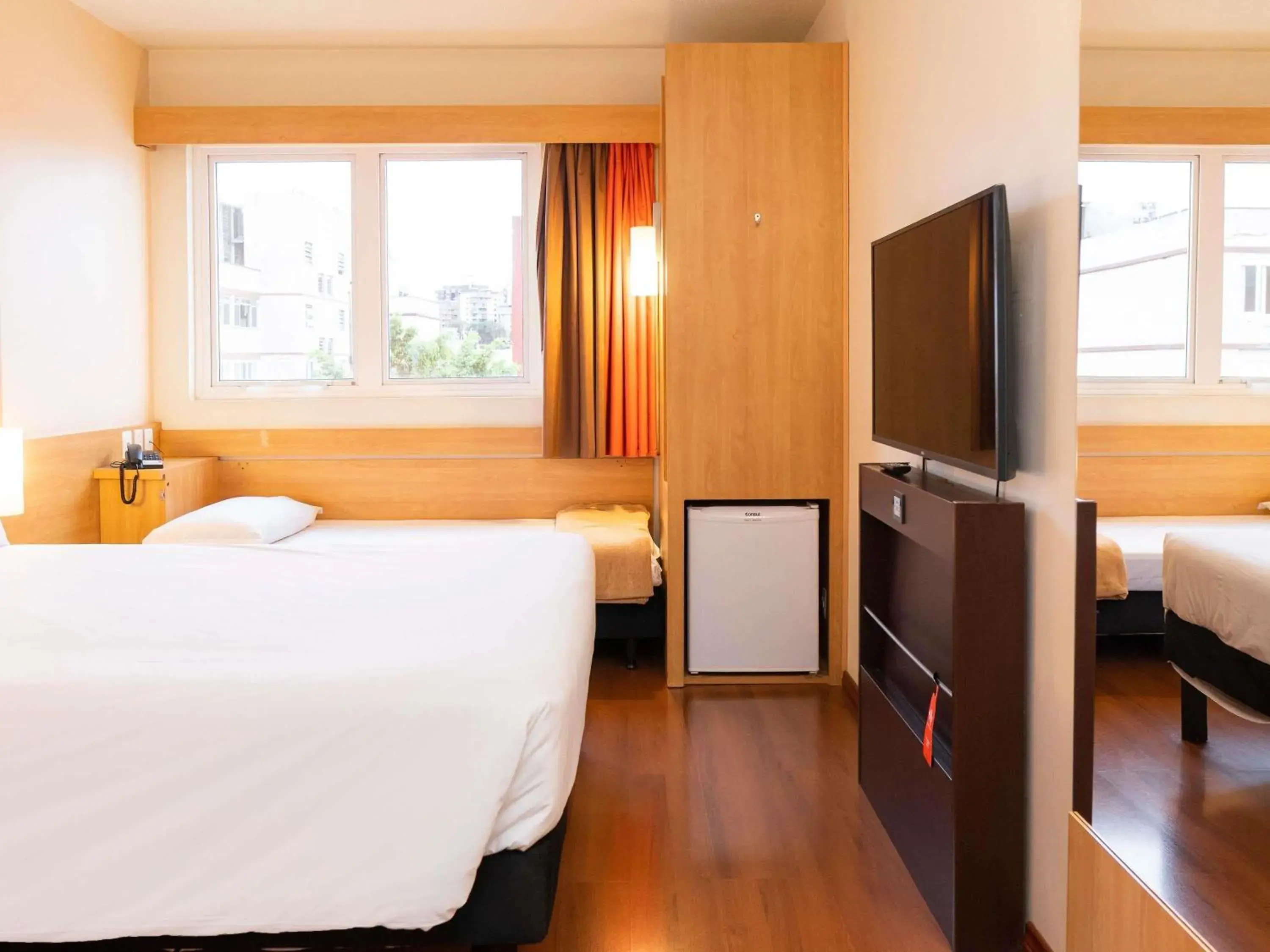 Bedroom, Bed in ibis Porto Alegre Moinhos de Vento Bedroom, Bed in ibis Porto Alegre Moinhos de Vento