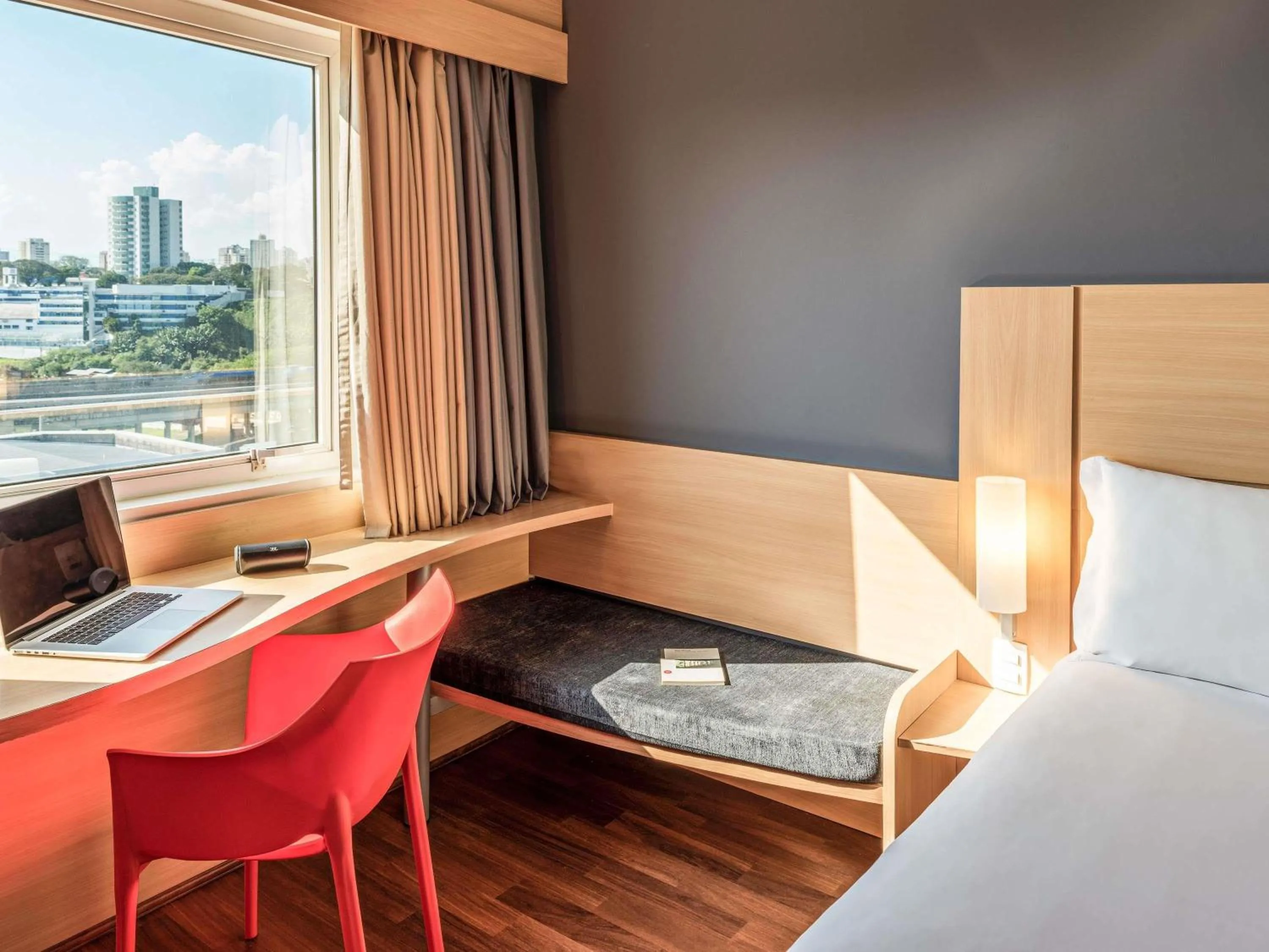 Bed in ibis Sao Jose dos Campos Dutra