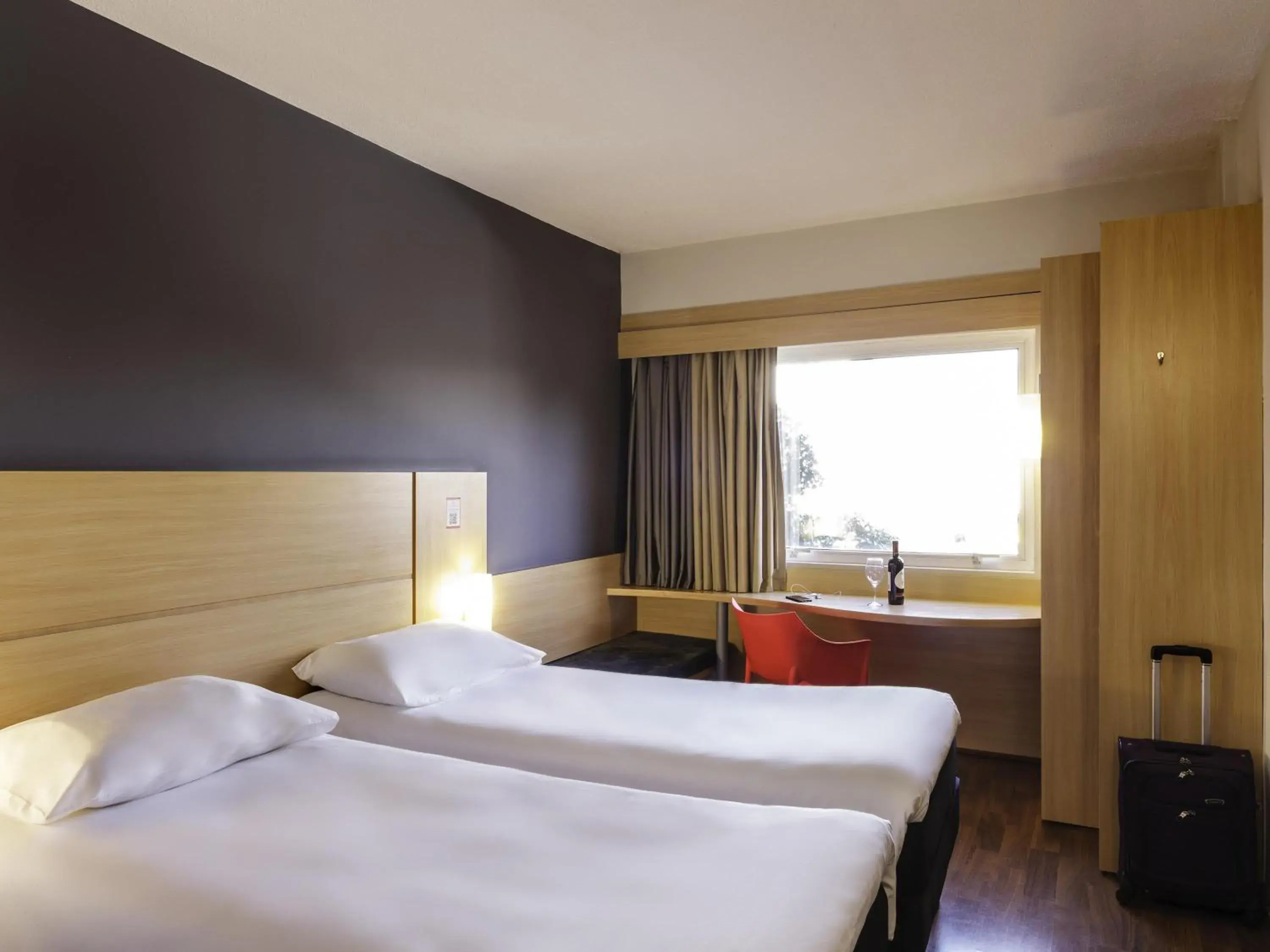 Bedroom, Bed in ibis Sao Jose dos Campos Dutra Bedroom, Bed in ibis Sao Jose dos Campos Dutra