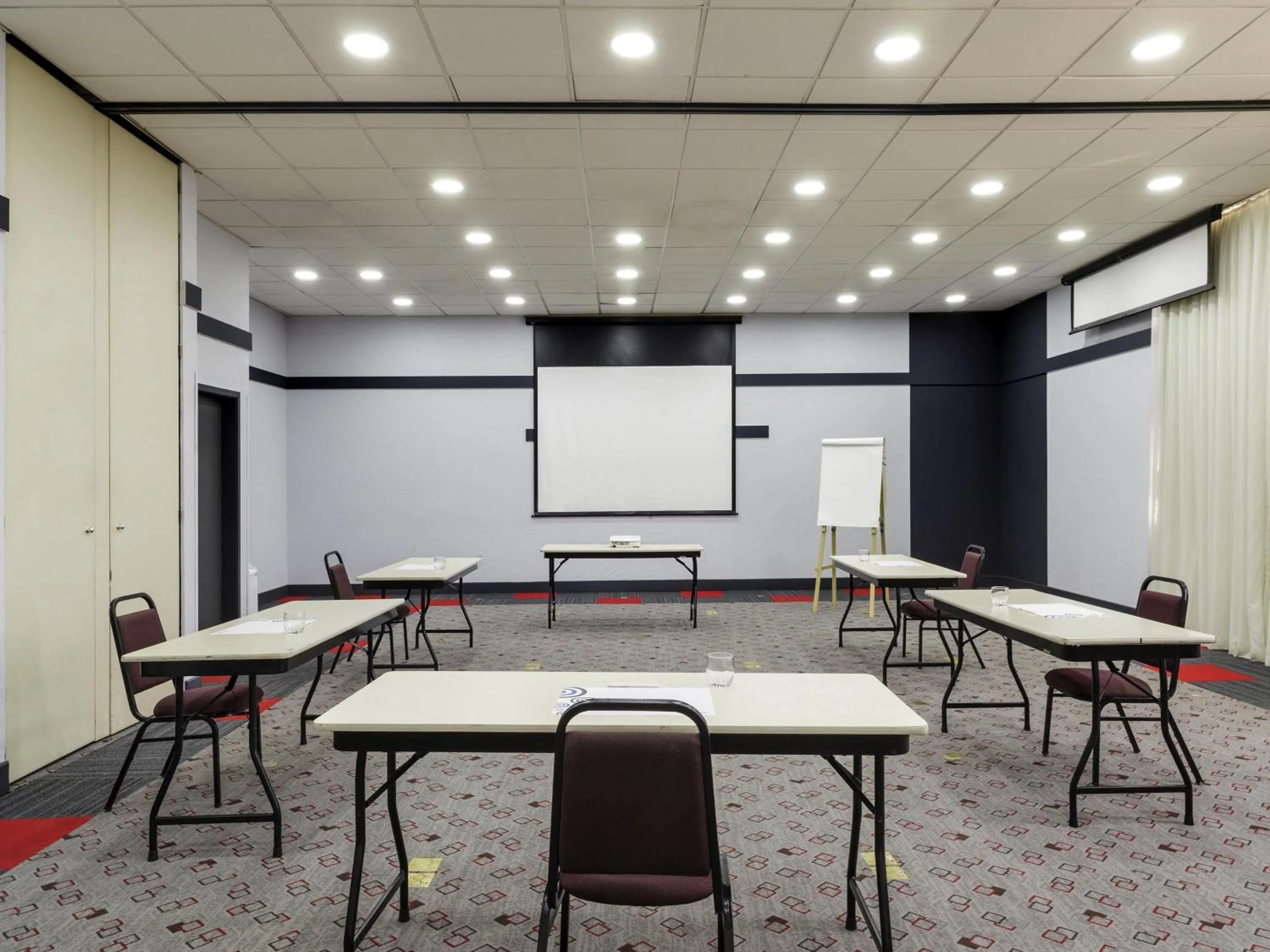 Meeting/conference room in ibis Sao Jose dos Campos Dutra