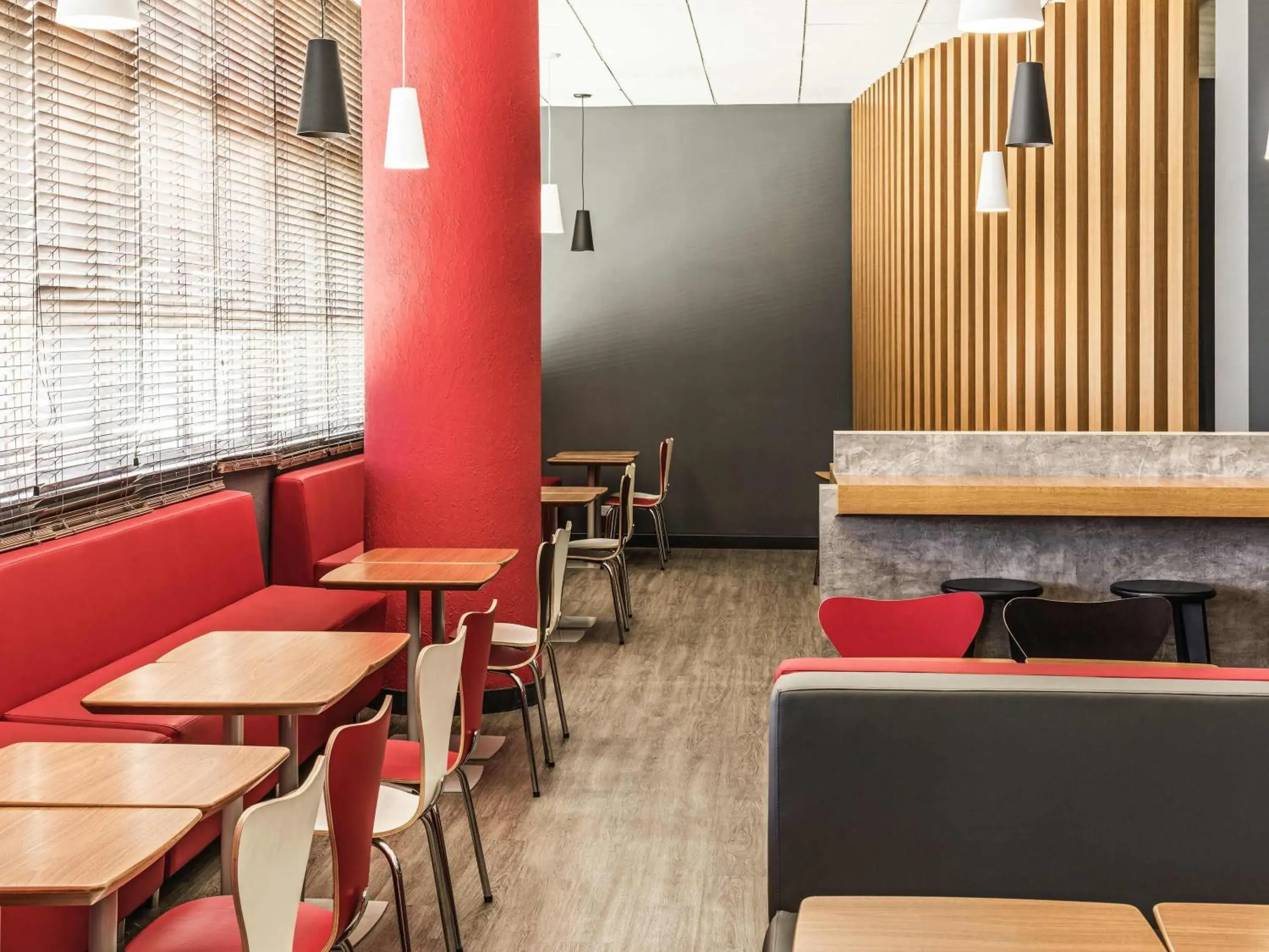 Restaurant/places to eat in ibis Sao Jose dos Campos Dutra Restaurant/places to eat in ibis Sao Jose dos Campos Dutra