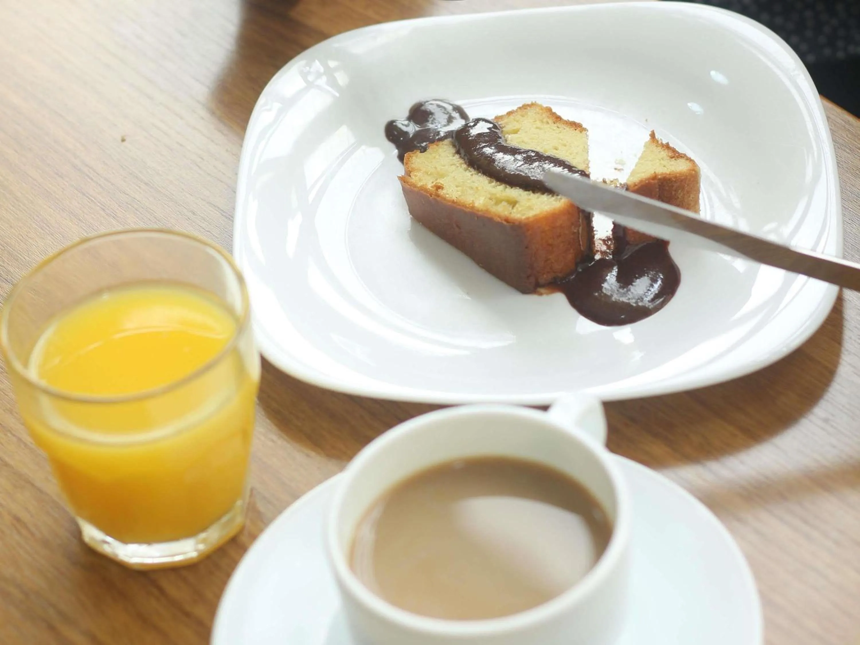 Food and drinks in ibis Sao Jose dos Campos Dutra