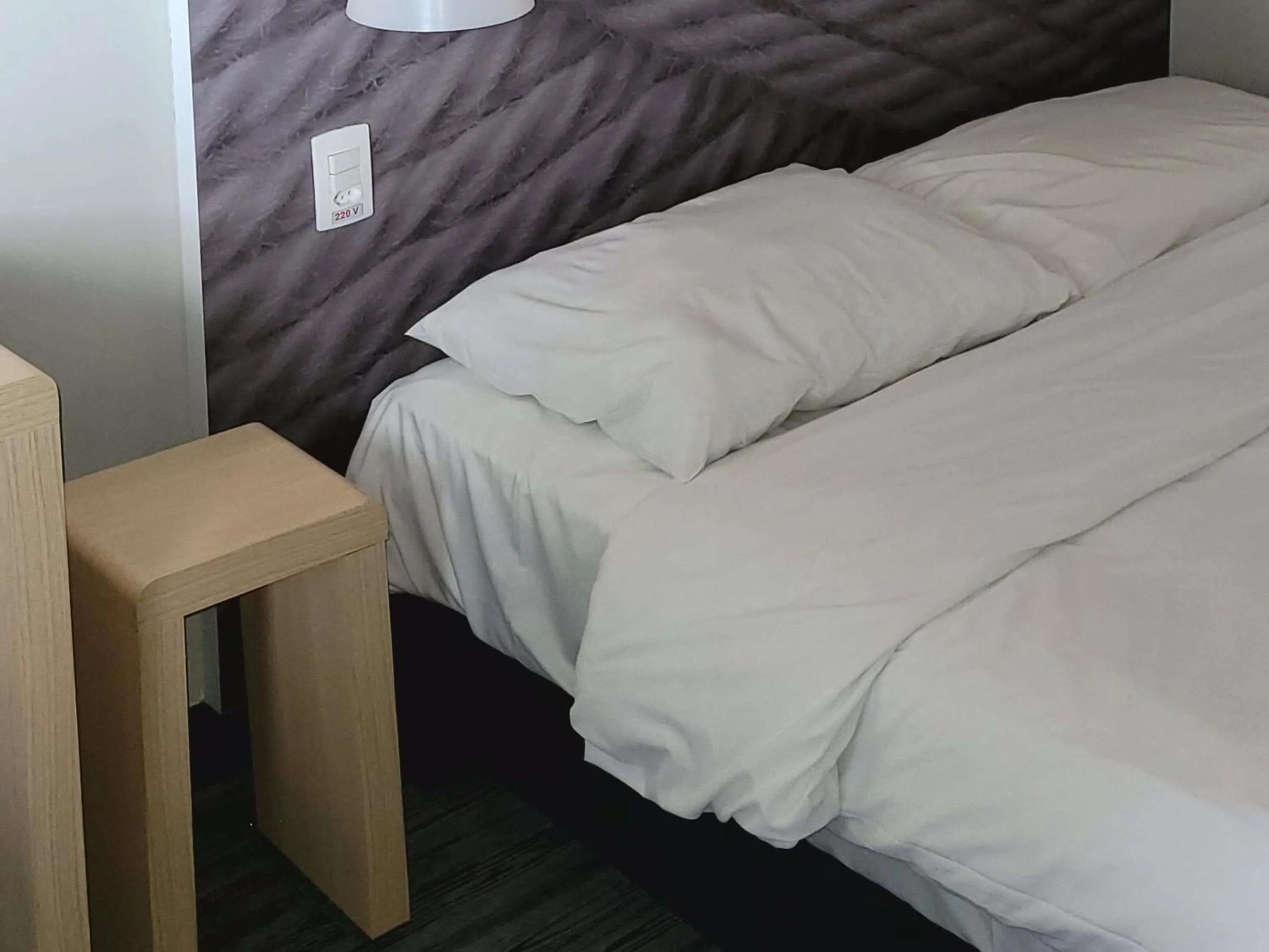 Bed in ibis Sao Jose dos Campos Dutra