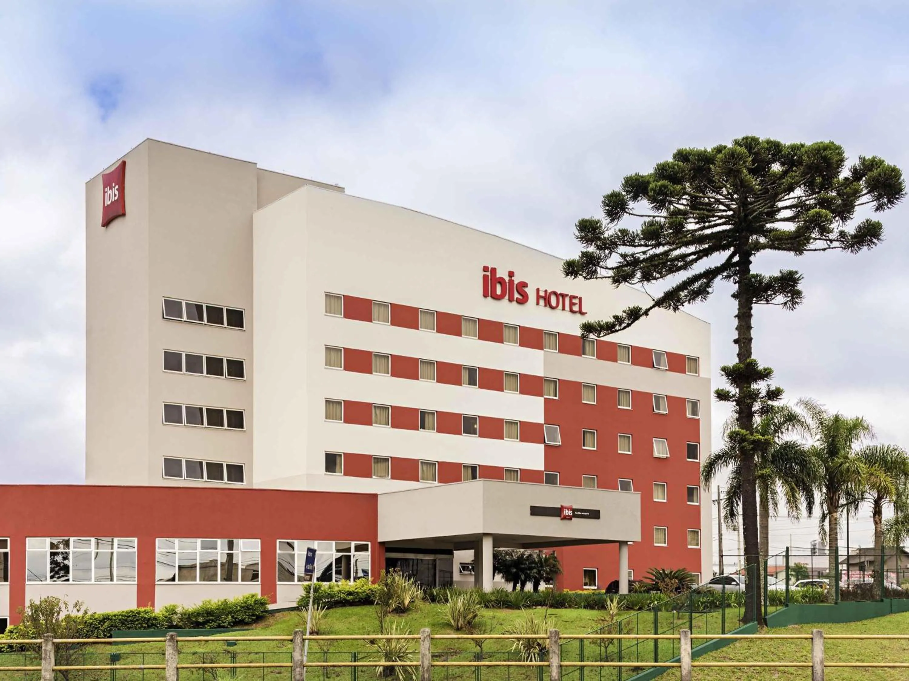 Property building in ibis Curitiba Aeroporto