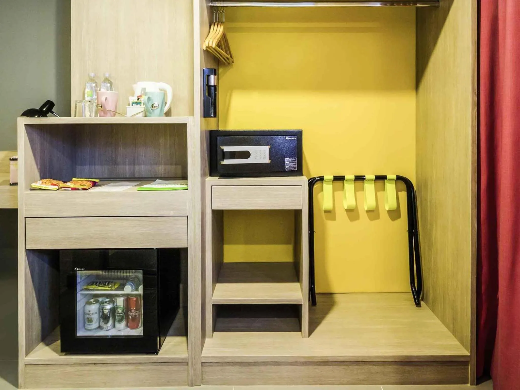 Bedroom in Ibis Styles Bangkok Sukhumvit 50